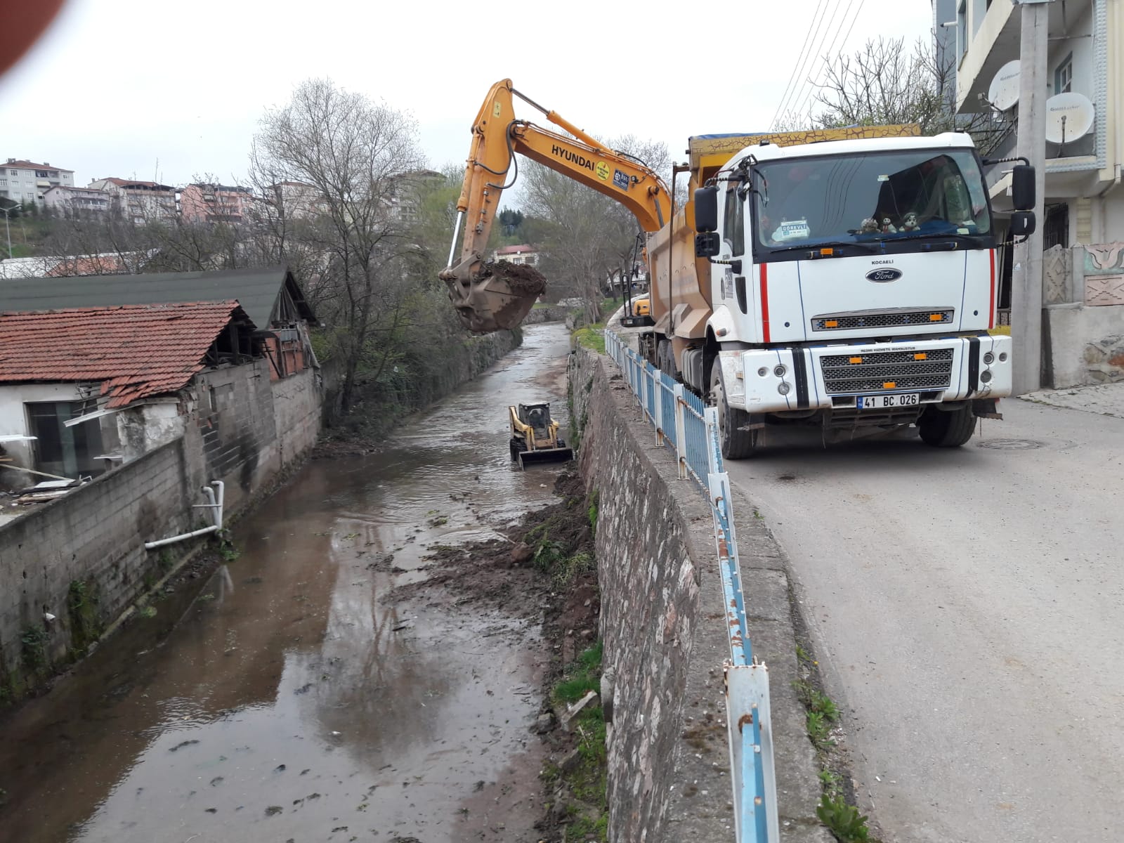 KOCAELİ’DE 2020 YILINDA  337 KM DERE TEMİZLİĞİ YAPILDI