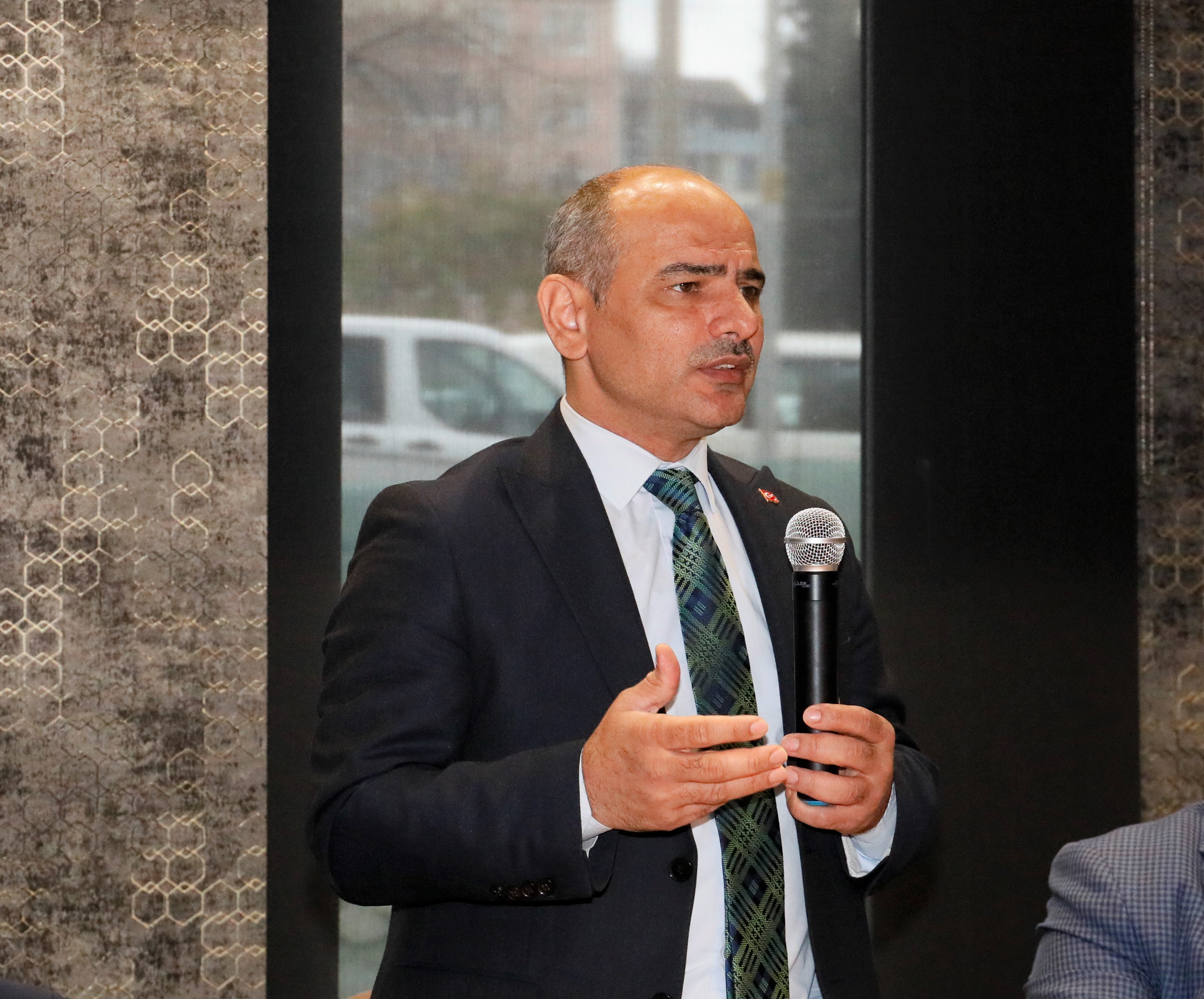BİLGİLENDİRME TOPLANTISI YAPILDI:KÖRFEZ’İN ALTYAPISINA 319 MİLYONLUK YATIRIM