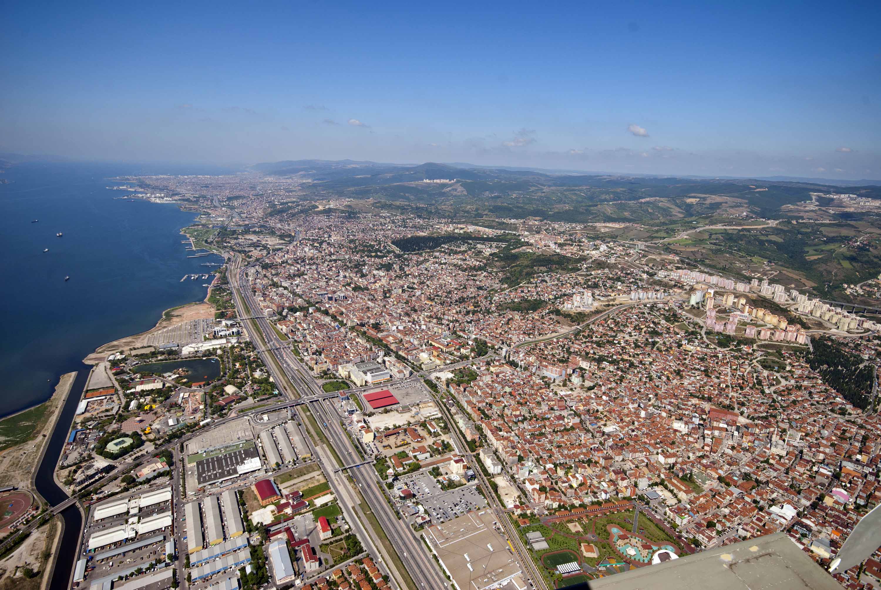 İZMİT’TE ALTYAPI PROJESİ BAŞLIYOR  13 MAHALLEDE ÇALIŞMA YAPILACAK