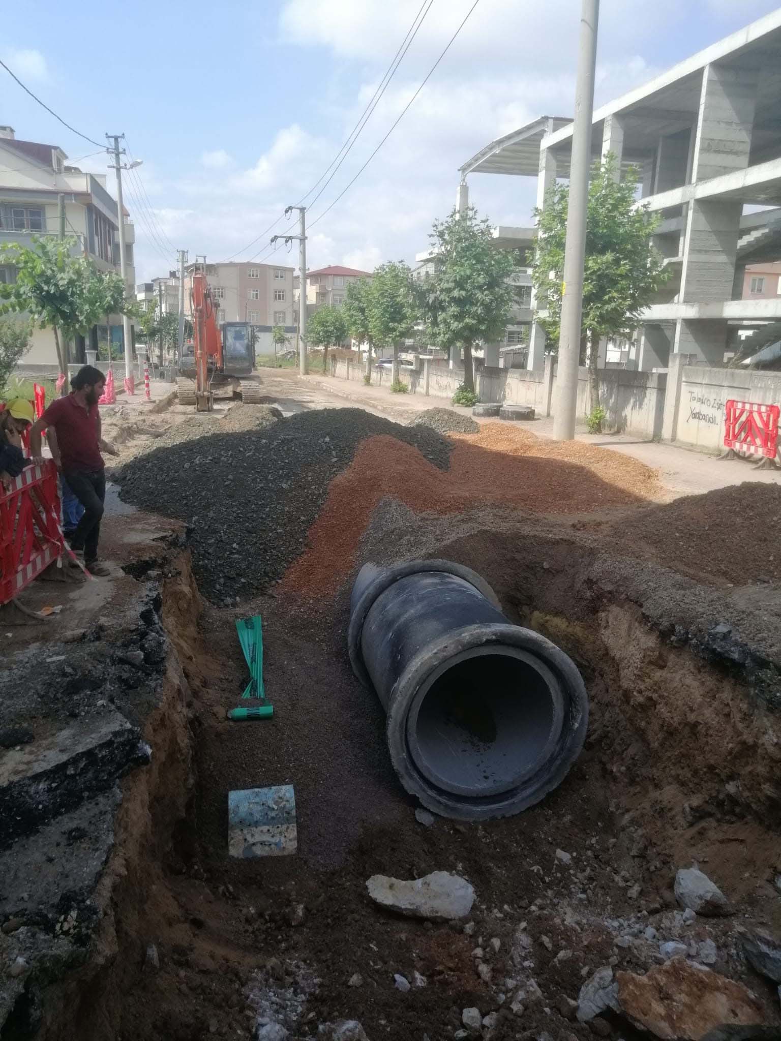 DARICA’DA ALTYAPI VE ÜSTYAPI YATIRIMLARI SÜRÜYOR
