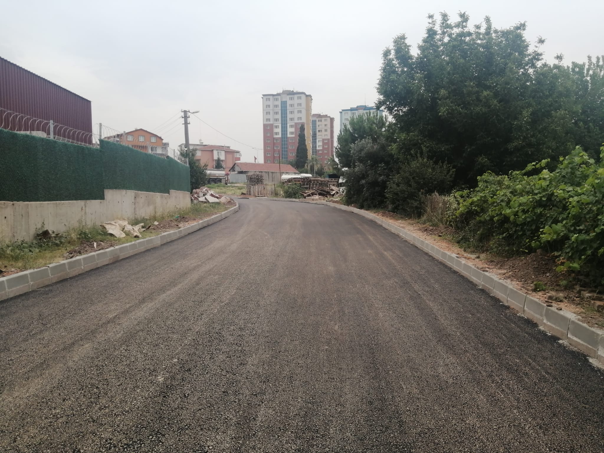 KÖRFEZ’DE ALTYAPIDAN SONRA ÜSTYAPI ÇALIŞMALARI YAPILIYOR