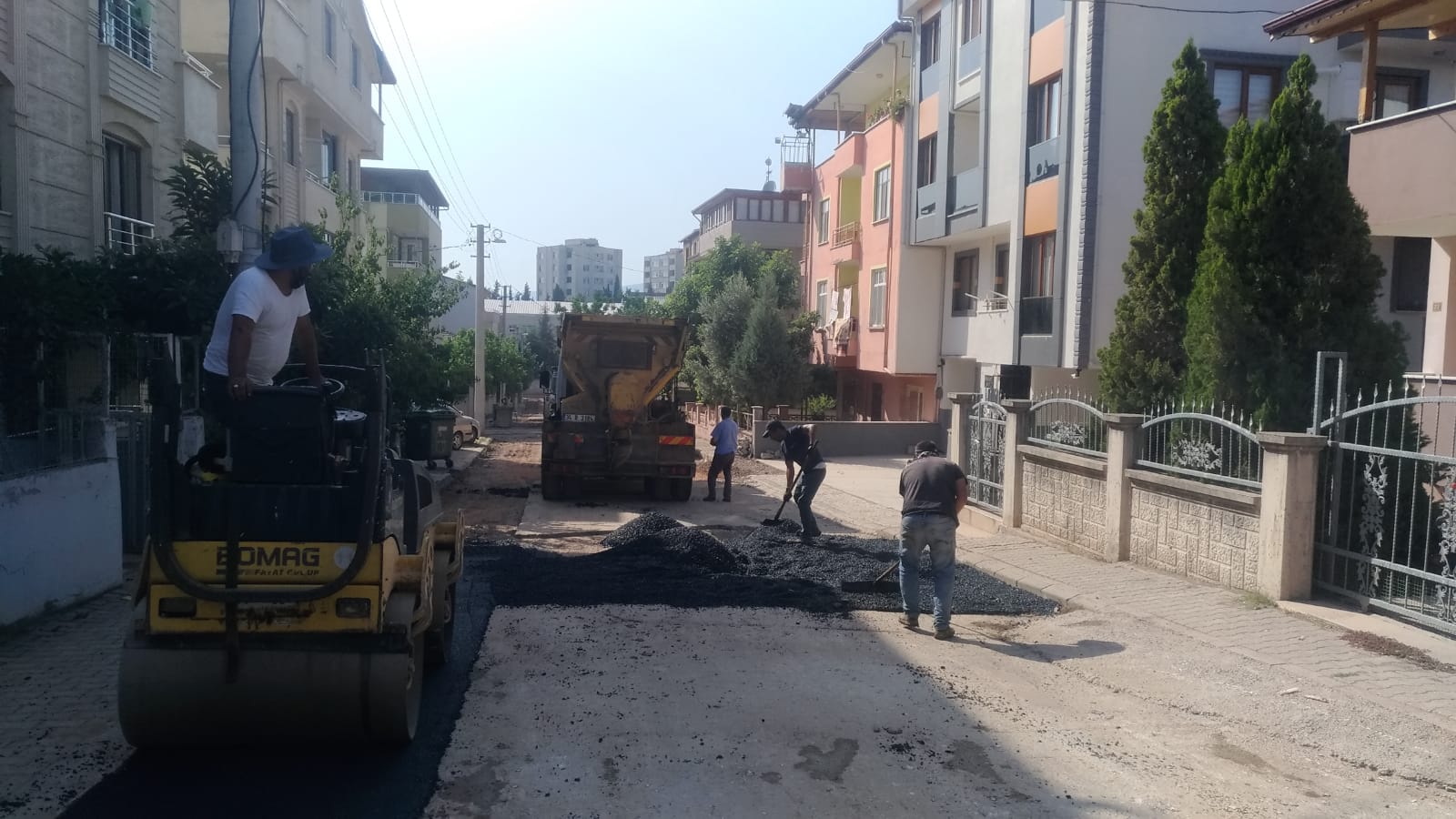 KÖRFEZ’DE ALTYAPIDAN SONRA  ÜSTYAPI ÇALIŞMALARI YAPILIYOR