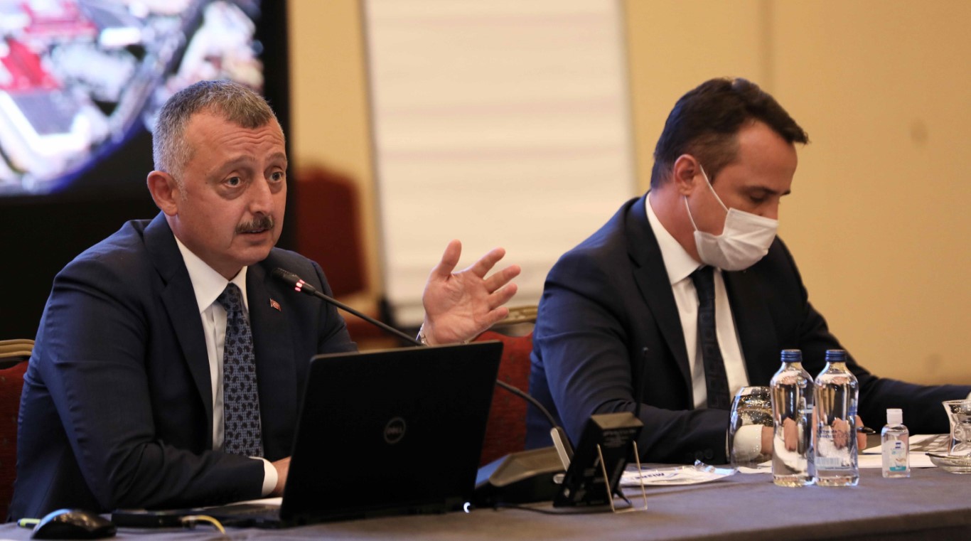 BAŞKAN BÜYÜKAKIN;“BİRLİKTE ÇALIŞMAK ZORUNDAYIZ”  
