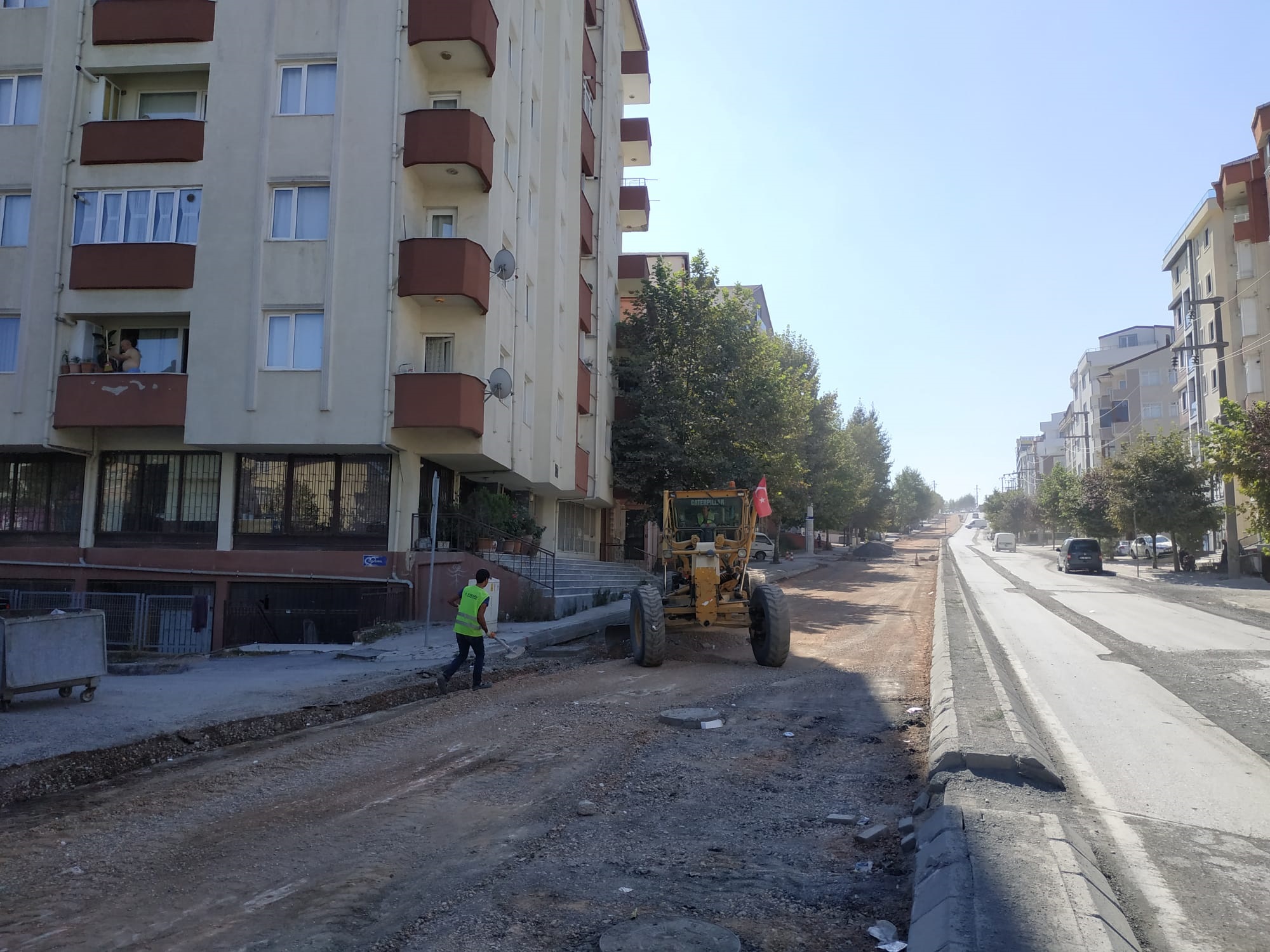 GEBZE’DEKİ ÖNEMLİ CADDEDE ŞİMDİ ÜSTYAPI ÇALIŞMASI YAPILIYOR