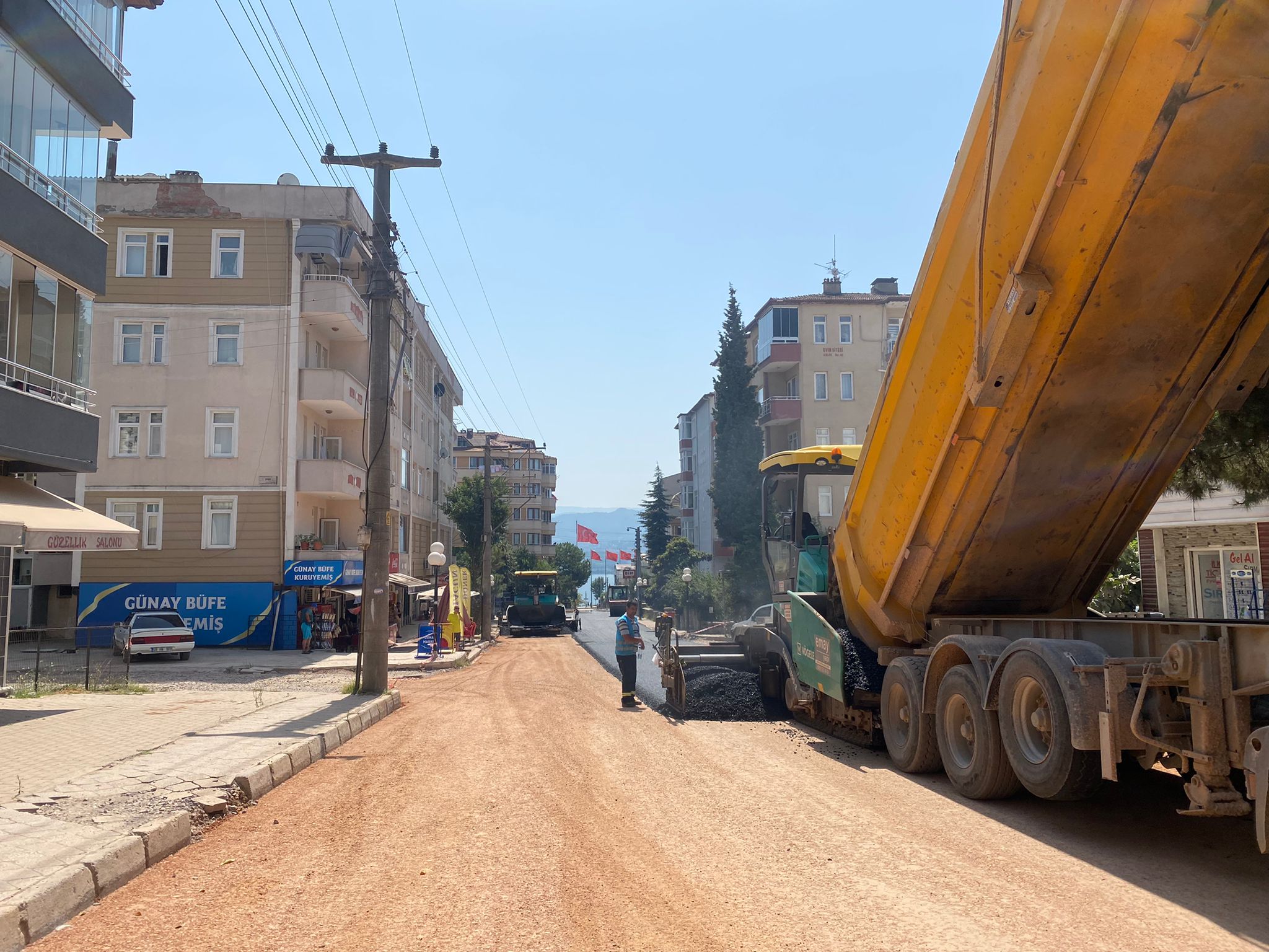 DERİNCE YAVUZ SULTAN MAHALLESİNDE ÜSTYAPI ÇALIŞMALARI YAPILIYOR