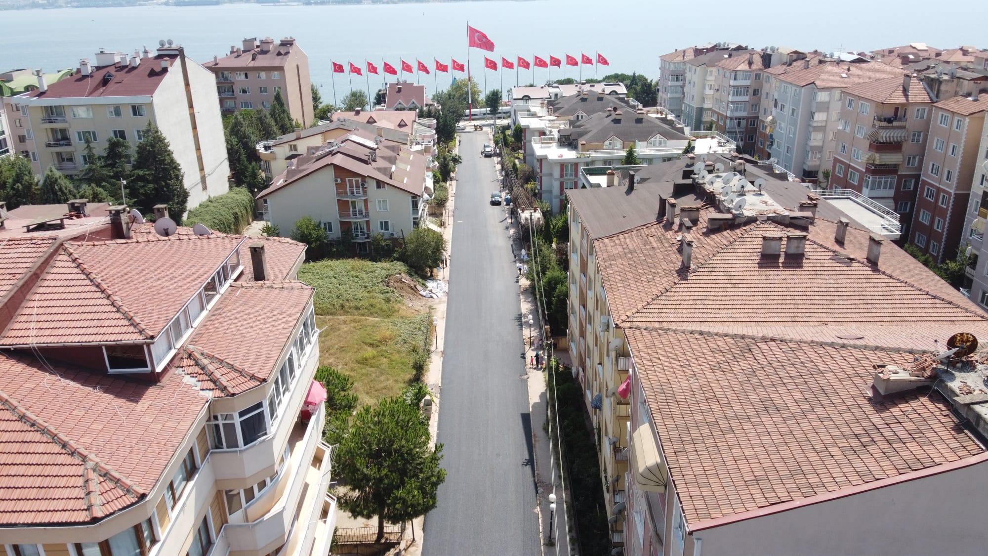 DERİNCE YAVUZ SULTAN MAHALLESİNDE ÜSTYAPI ÇALIŞMALARI YAPILIYOR