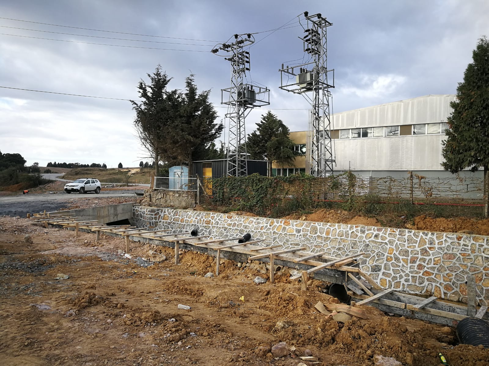 GEBZE BALÇIK’TA DEPO, DERE ISLAHI VE ALTYAPI ÇALIŞMALARI DEVAM EDİYOR