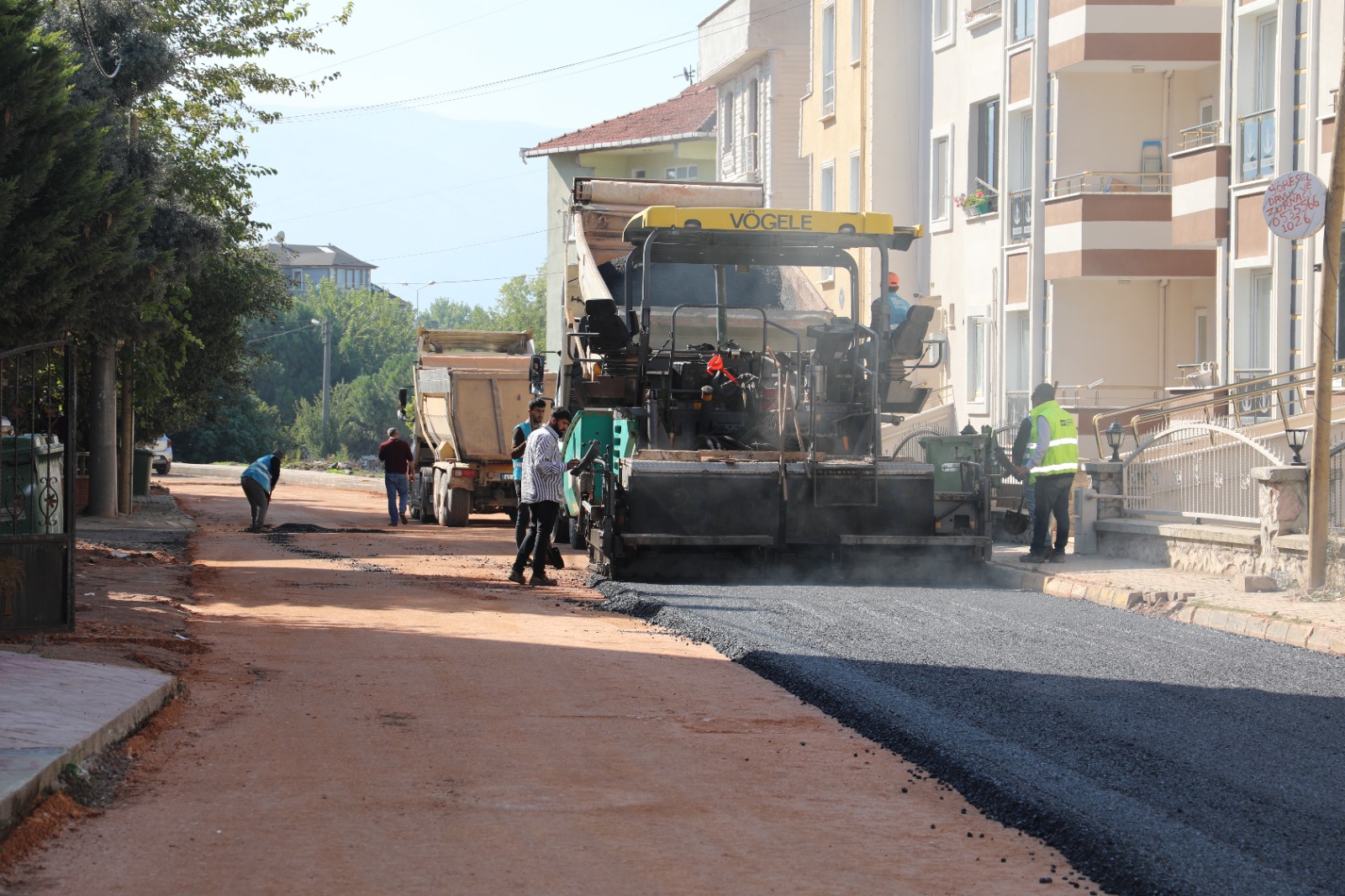 BAŞKAN BÜYÜKAKIN”KÖRFEZ’İN HER KARIŞINA HİZMET GÖTÜRÜYORUZ”
