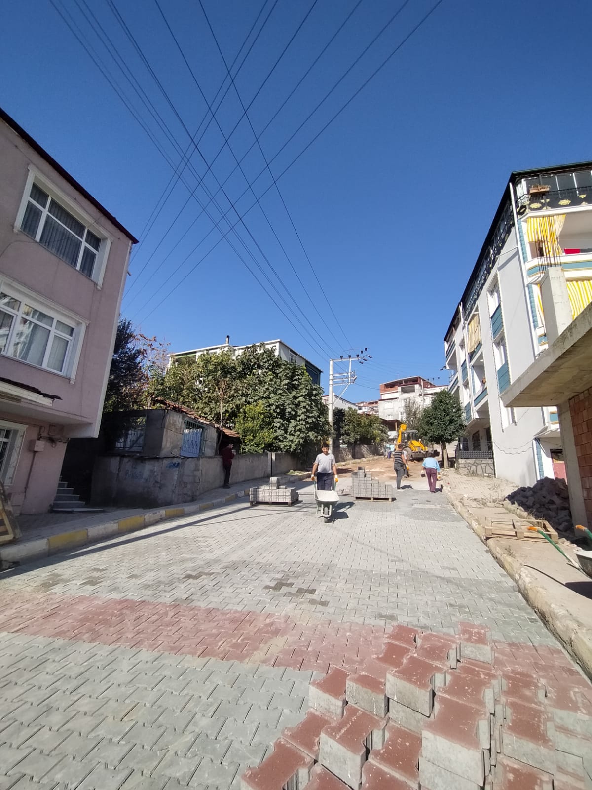 DİLOVASI’NDA ÜSTYAPI ÇALIŞMALARI BAŞLADI