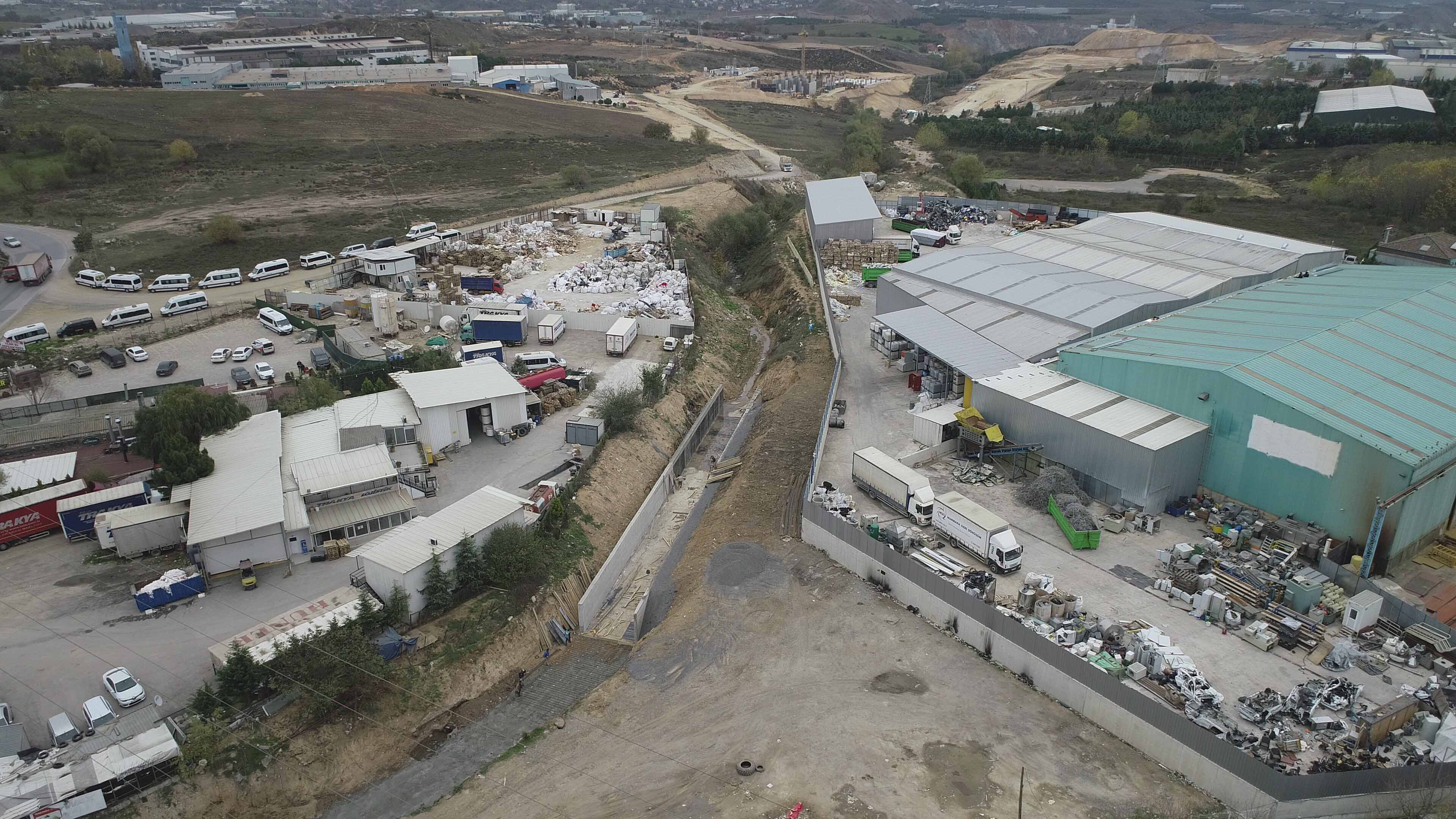 GEBZE ORGANİZE SANAYİ BÖLGESİ’NDE DERE ISLAHI YAPILIYOR