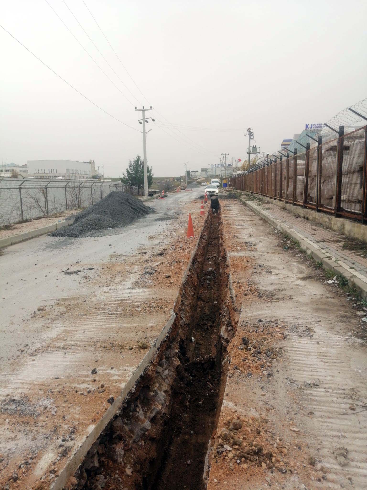 ÇAYIROVA’DA ALTYAPI VE DERE ISLAHI ÇALIŞMALARI 