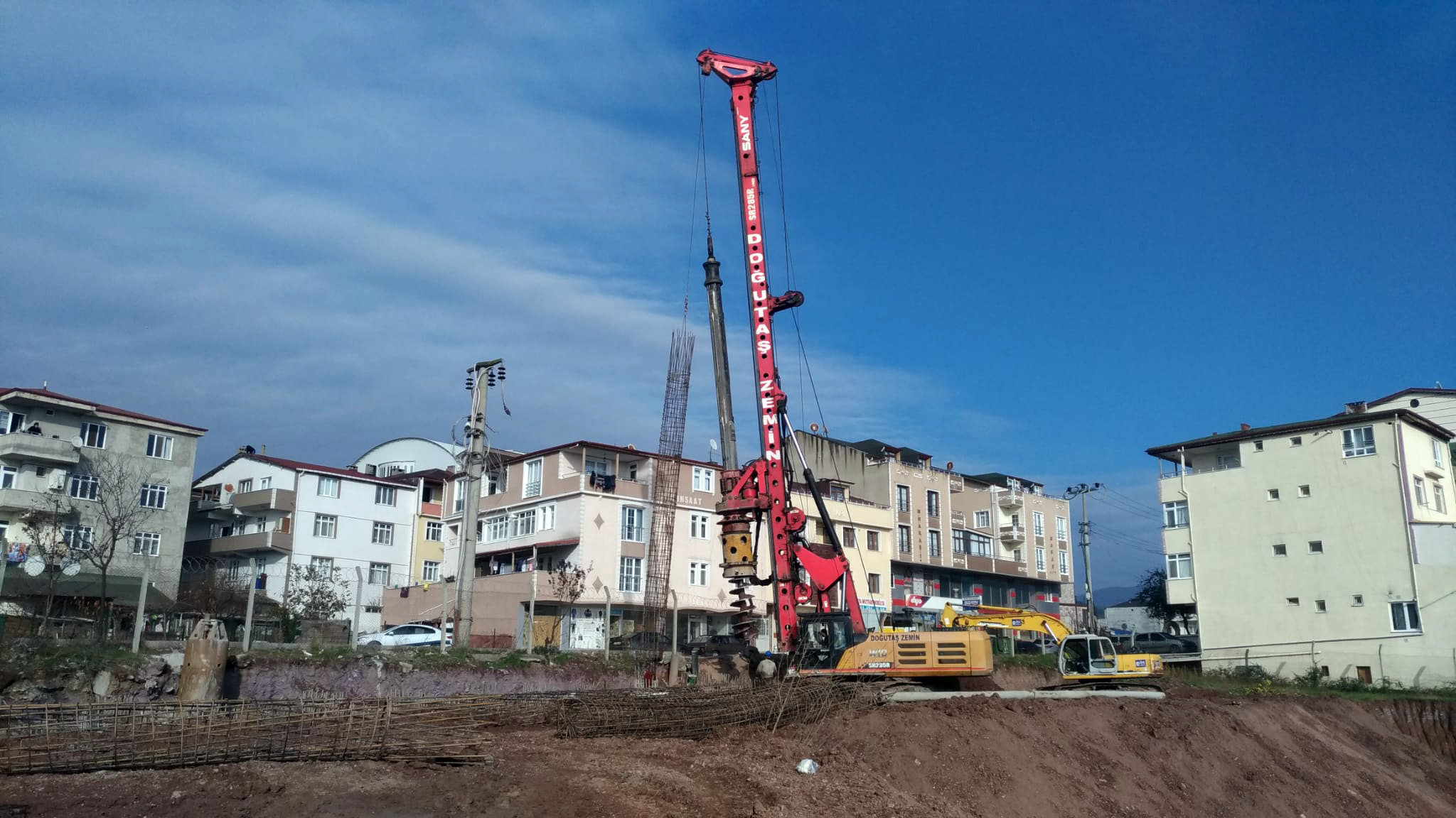 KÖRFEZ’DE 5000 METREKÜP KAPASİTELİ DEPO İNŞAATI BAŞLADI