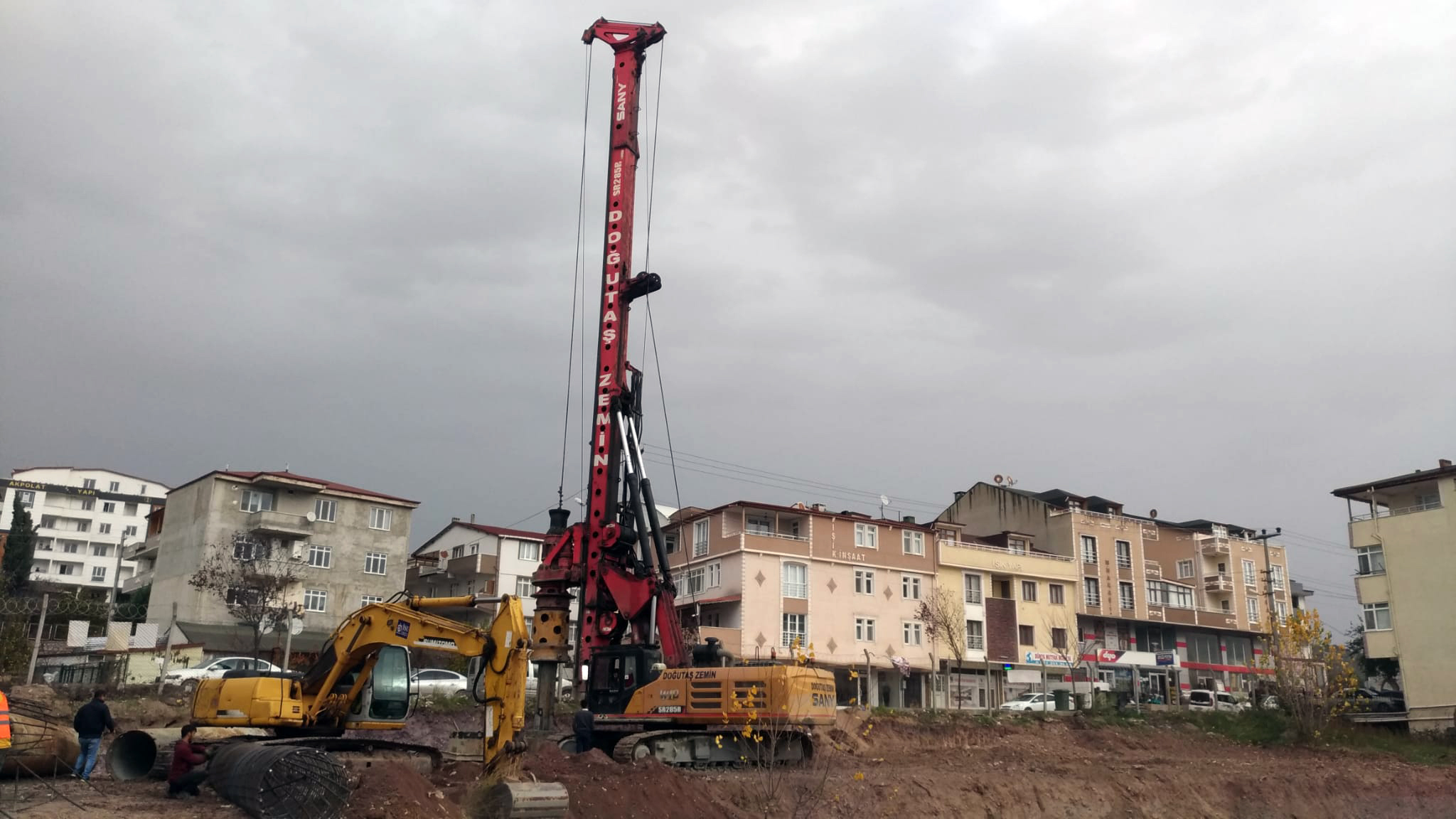 KÖRFEZ’DE 5000 METREKÜP KAPASİTELİ DEPO İNŞAATI BAŞLADI