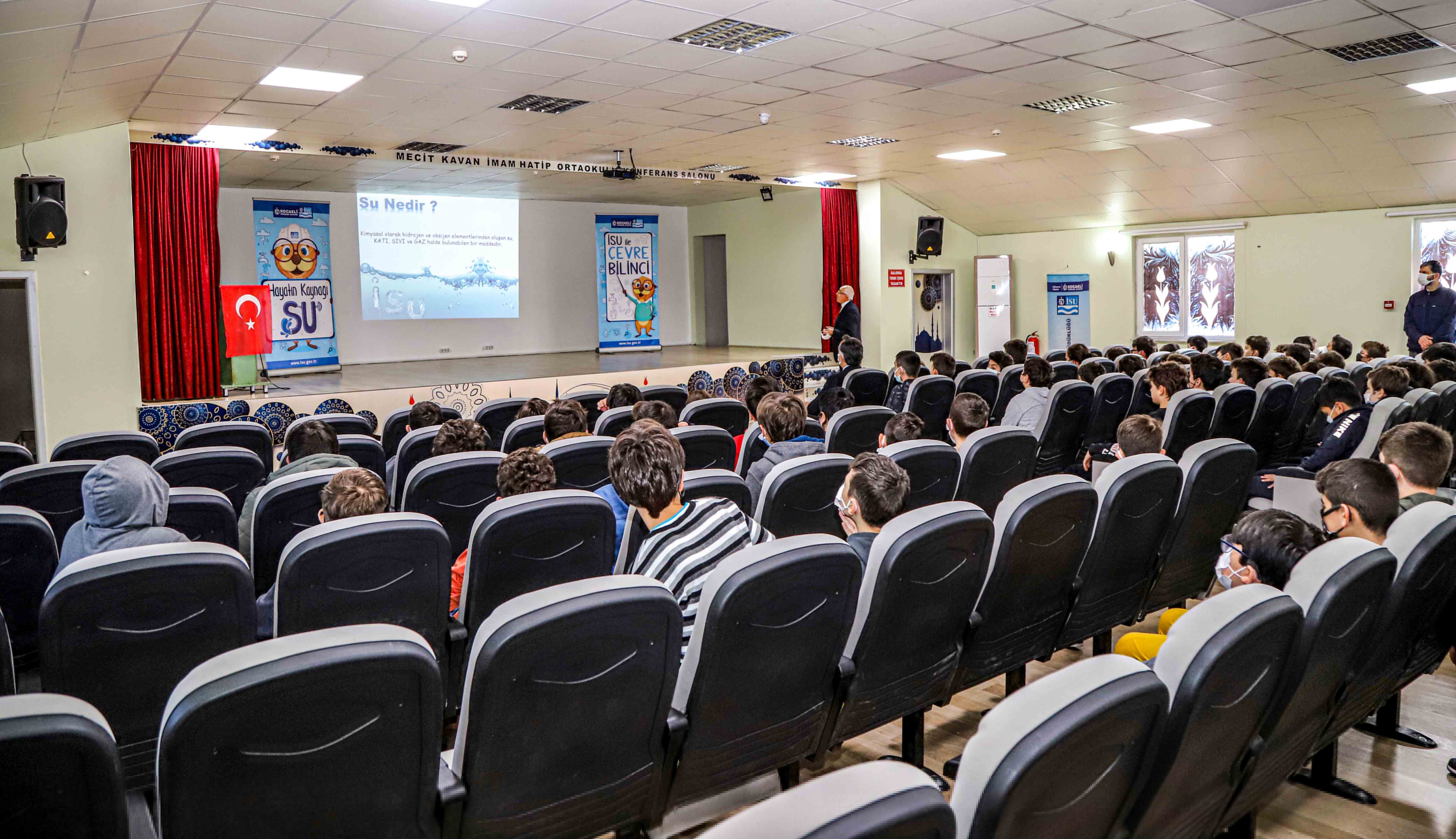 İSU SOSYAL SORUMLULUK PROJESİ: SU VE ÇEVRE BİLİNCİ EĞİTİMLERİ SÜRÜYOR