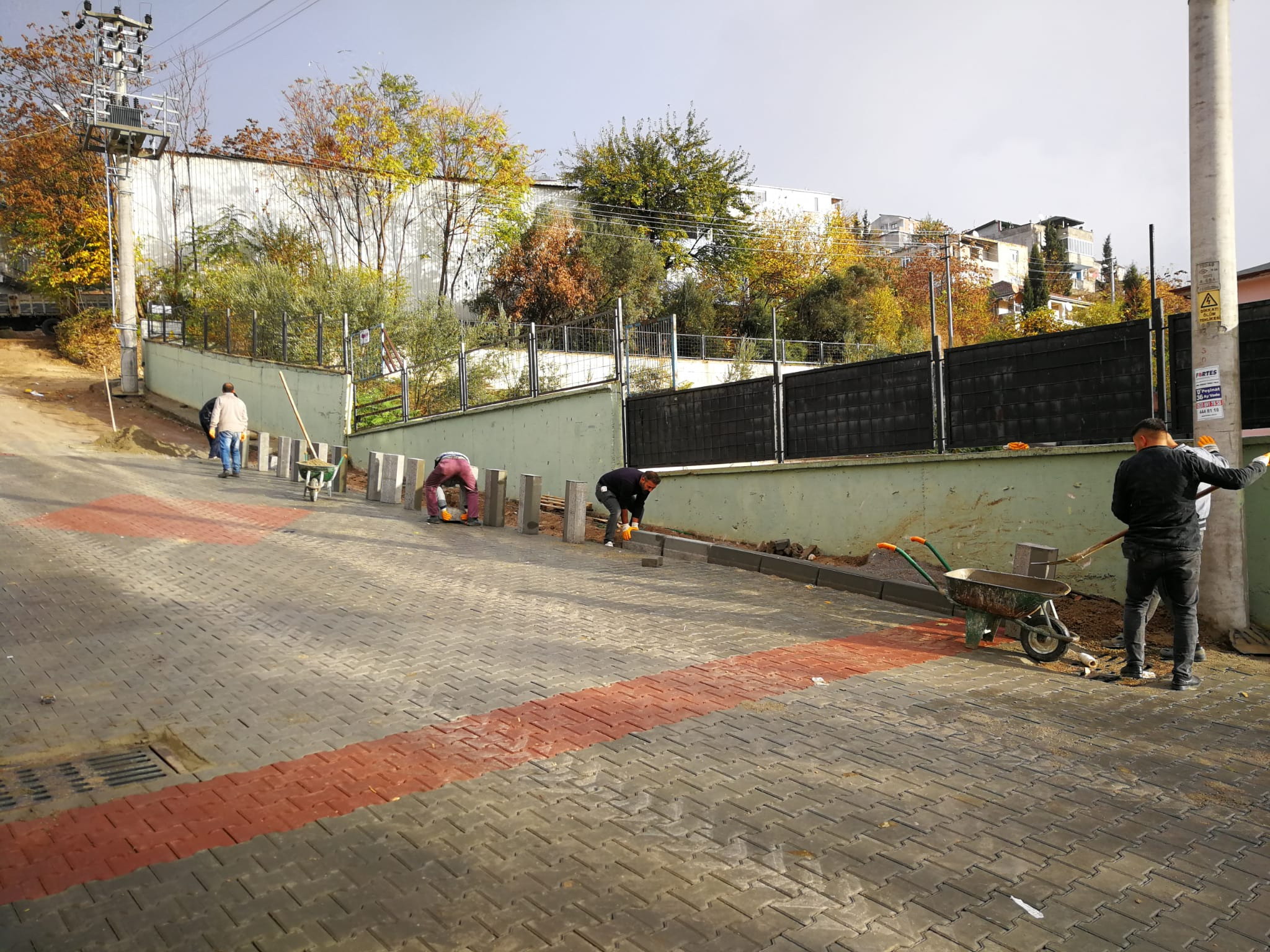 DİLOVASI’NA 17 BİN METREKARE PARKE
