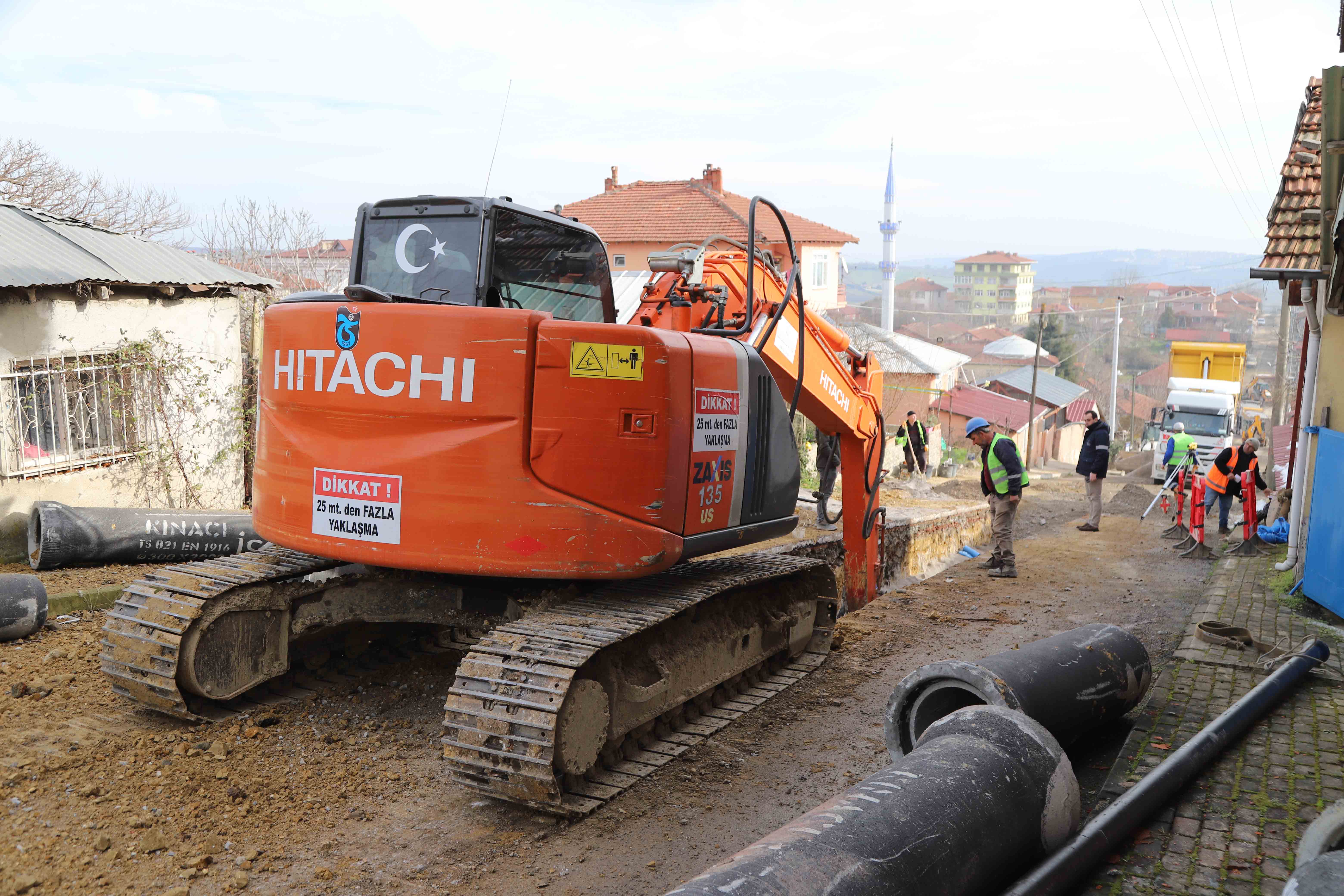 AKMEŞE’DE ALTYAPI ÇALIŞMALARI DEVAM EDİYOR  