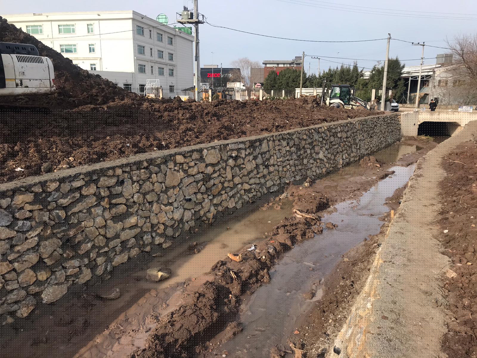 BAŞİSKELE ATAKENT DERESİ’NDE ISLAH ÇALIŞMALARI YAPILIYOR