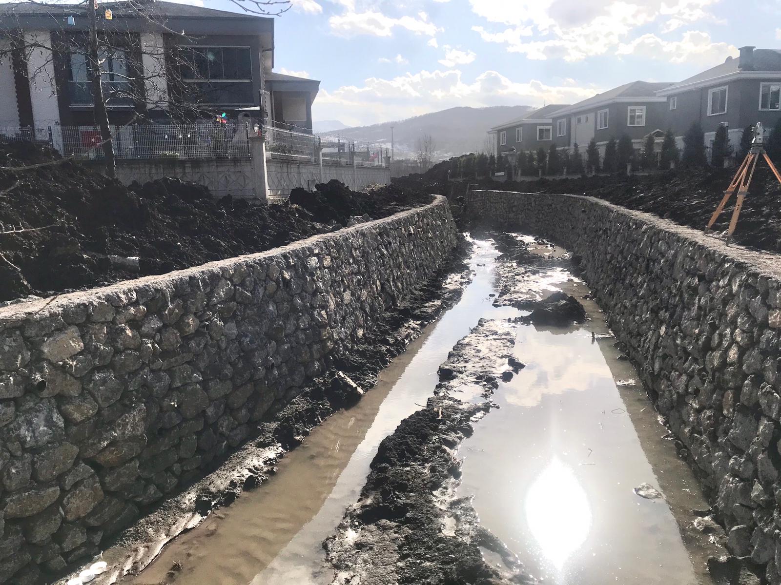 BAŞİSKELE ATAKENT DERESİ’NDE ISLAH ÇALIŞMALARI YAPILIYOR