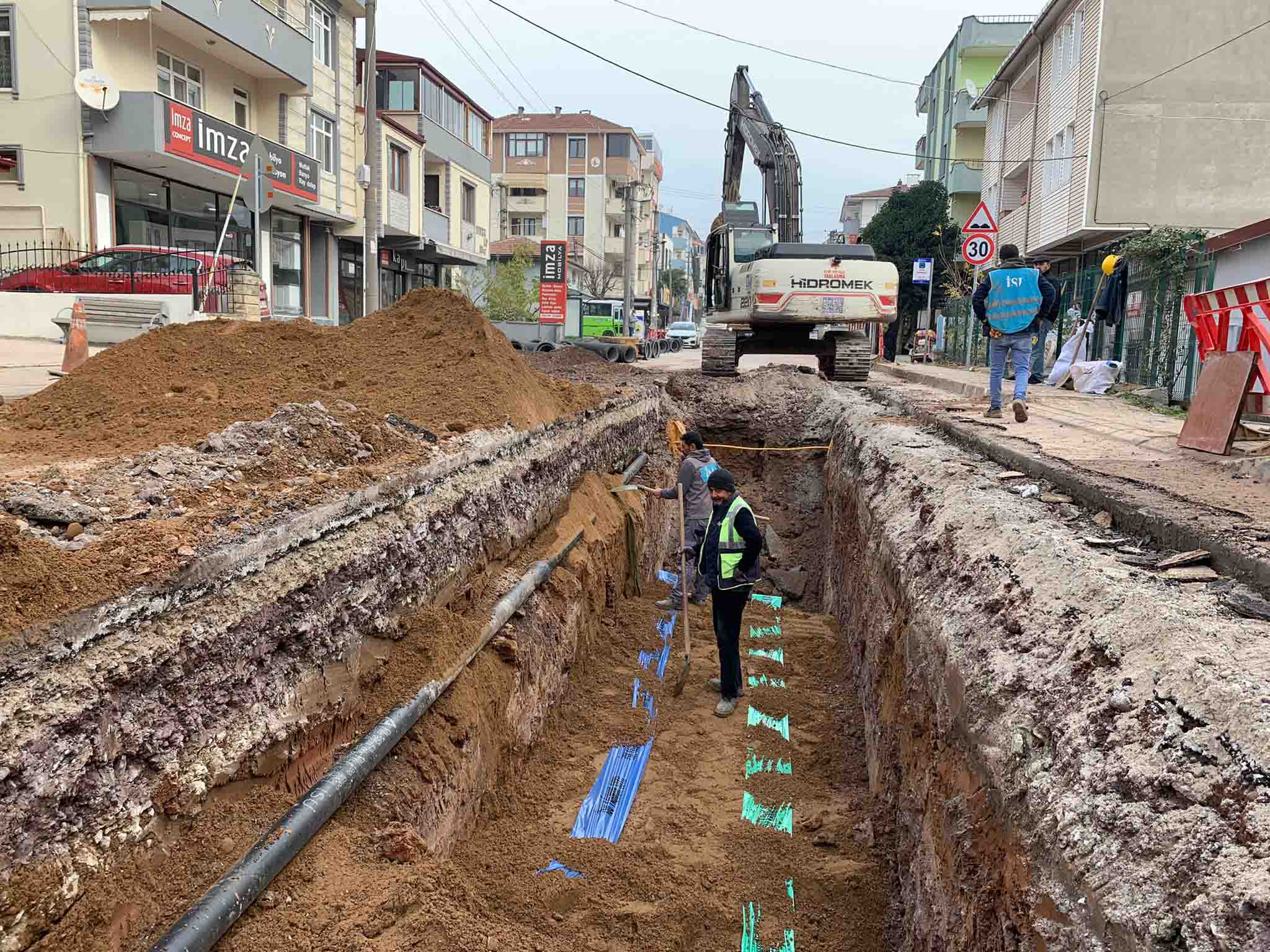 DERİNCE’DE 132 KM ALTYAPI VE 123 MİLYON LİRA HARCAMA YAPILDI