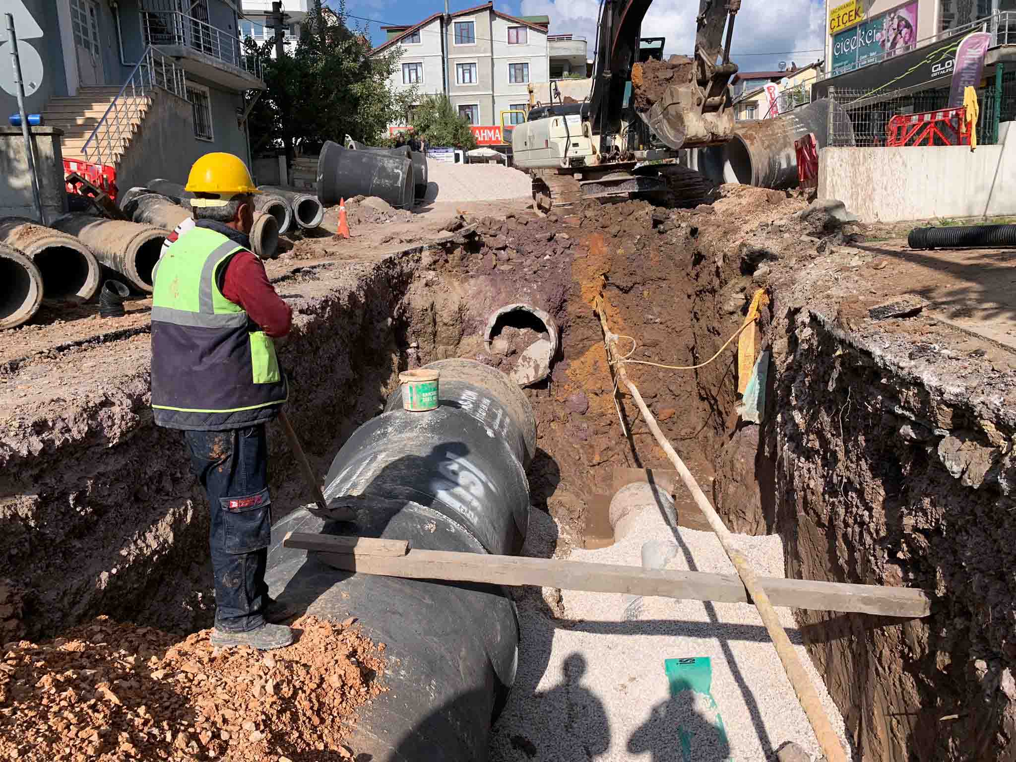 DERİNCE’DE 132 KM ALTYAPI VE 123 MİLYON LİRA HARCAMA YAPILDI