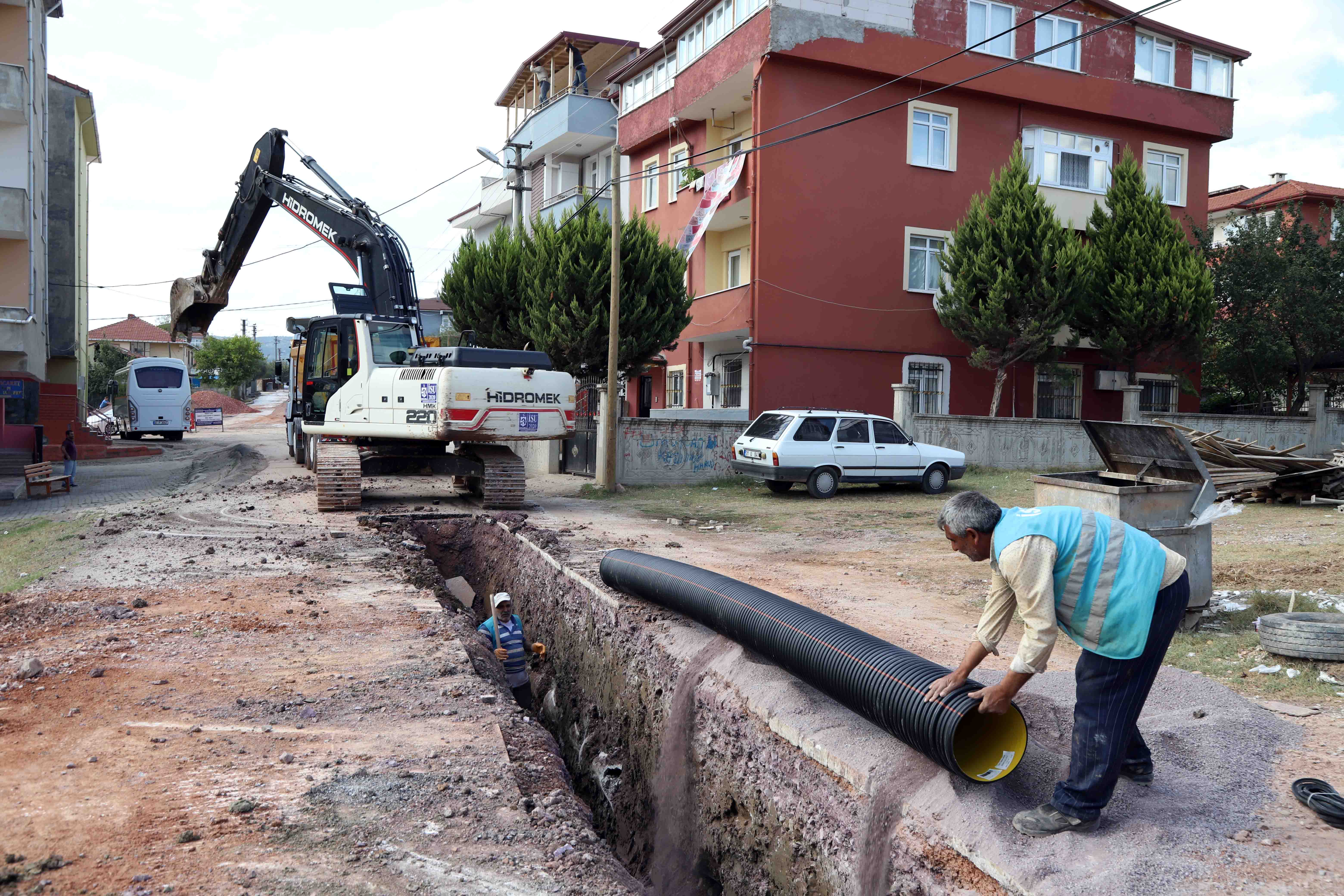 DERİNCE’DE 132 KM ALTYAPI VE 123 MİLYON LİRA HARCAMA YAPILDI