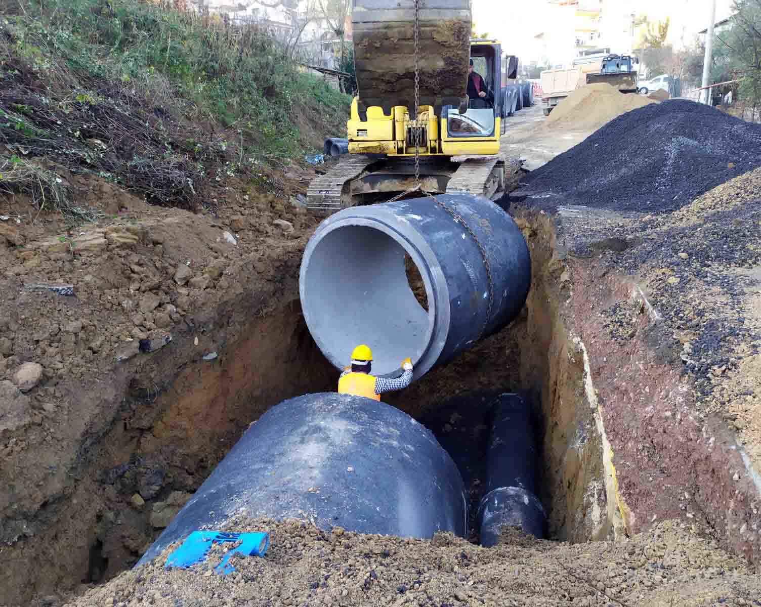 DARICA’DA ÖNEMLİ YATIRIMLAR: 62,3 MİLYON TL 36,3 KM ALTYAPI YAPILDI.