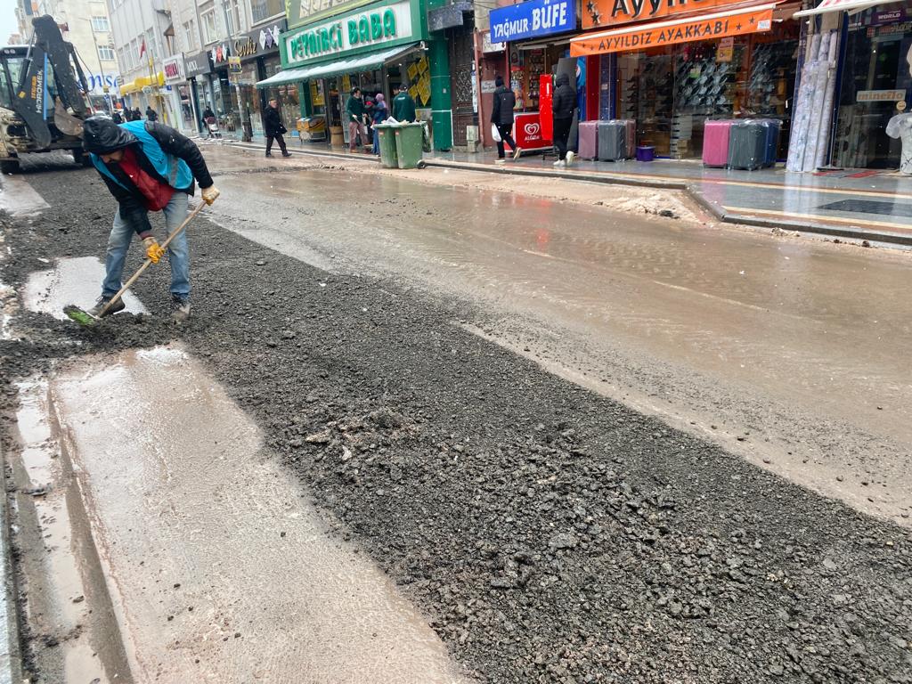   KÖRFEZ AĞADERE CADDESİNDE ALTYAPI ÇALIŞMALARI TAMAMLANDI  