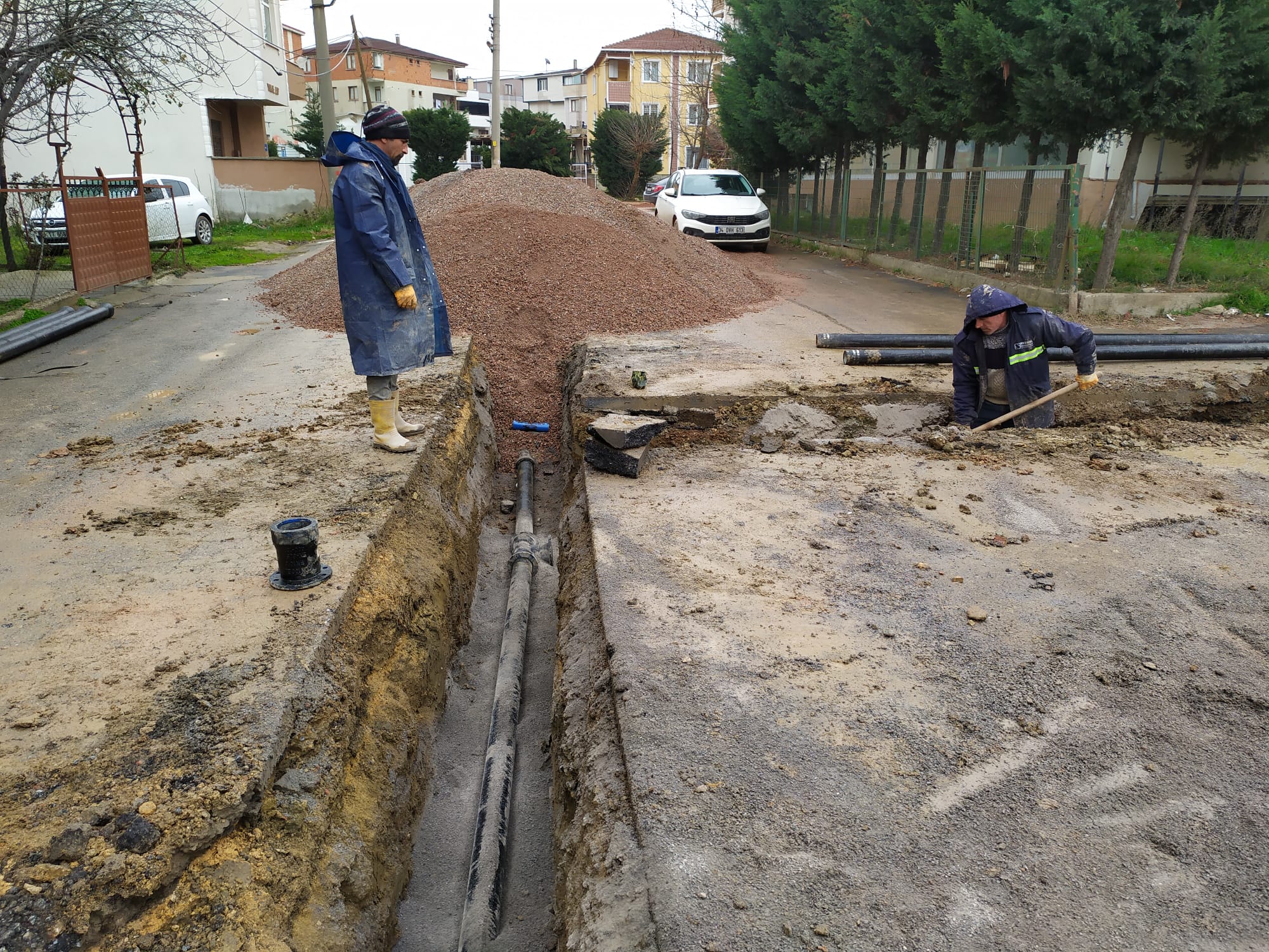DARICA SIRASÖĞÜTLER’DE ALTYAPI ÇALIŞMASI