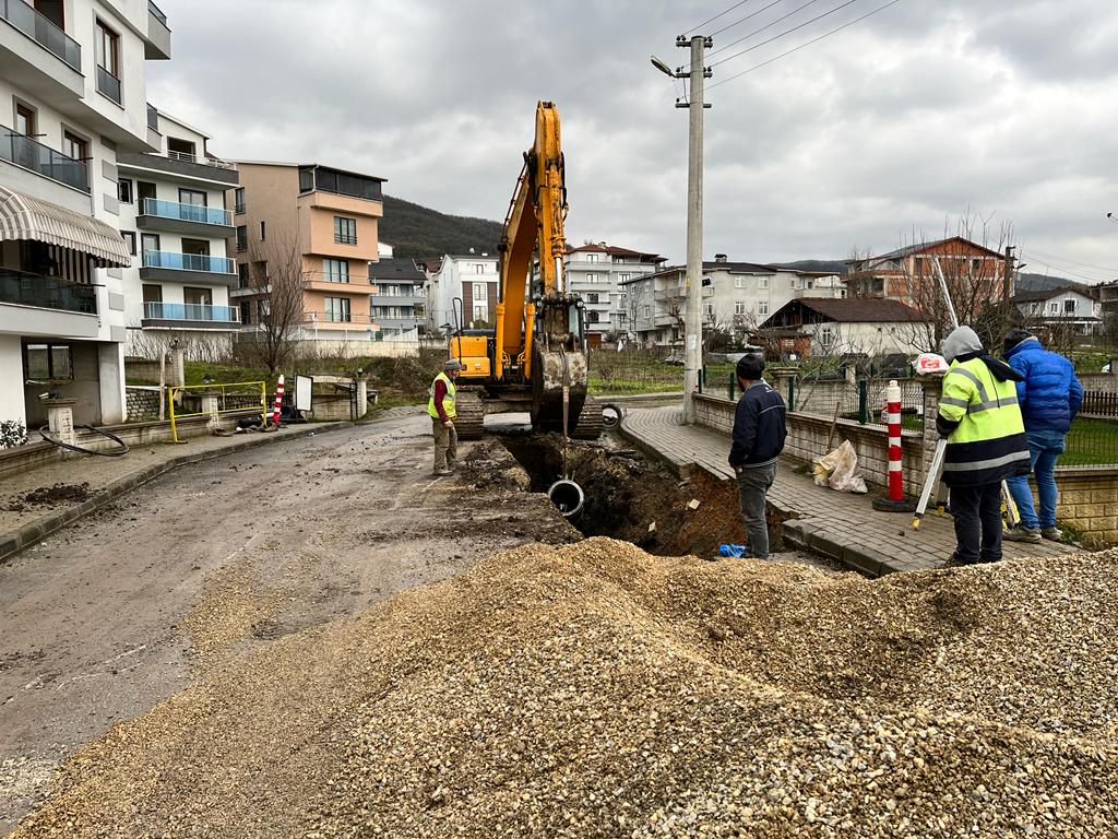 GÖLCÜK YAZLIK MAHALLESİNE YENİ YAĞMURSUYU HATTI