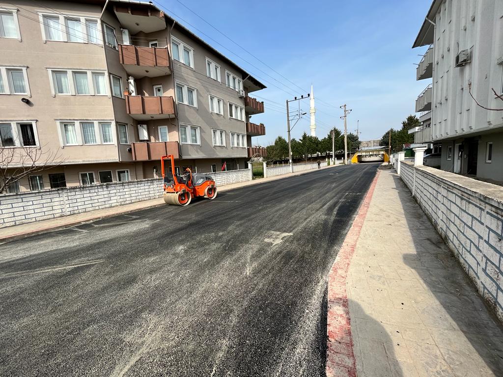 İSU 33 ŞANTİYE İLE ALTYAPI VE ÜSTYAPI ÇALIŞMALARI GERÇEKLEŞTİRİYOR