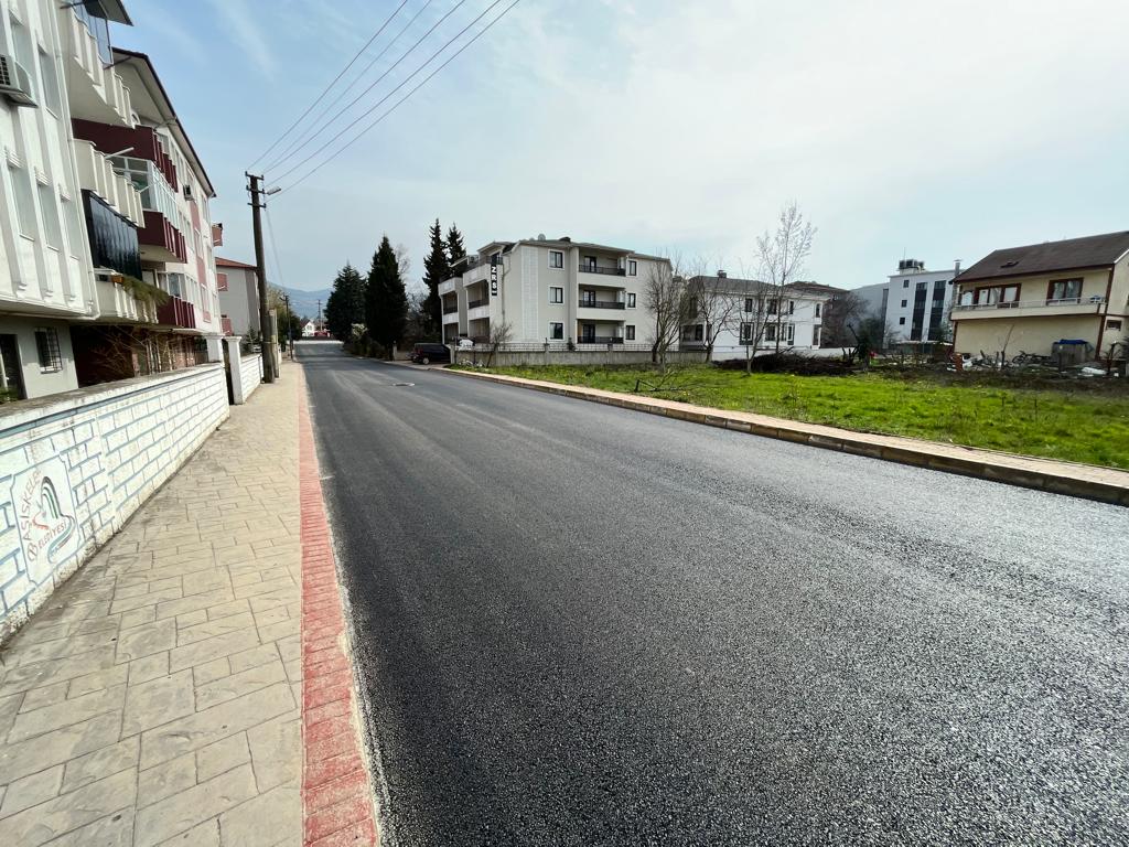 İSU 33 ŞANTİYE İLE ALTYAPI VE ÜSTYAPI ÇALIŞMALARI GERÇEKLEŞTİRİYOR