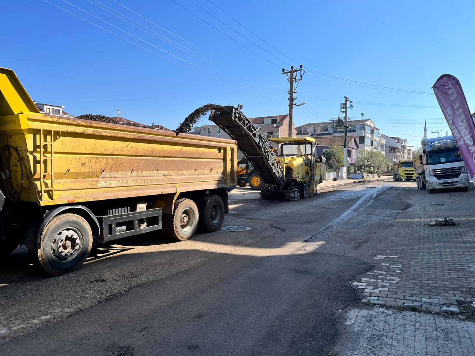 BAŞİSKELE BARBAROS MAHALLESİNDE ÜSTYAPI ÇALIŞMALARI YAPILIYOR