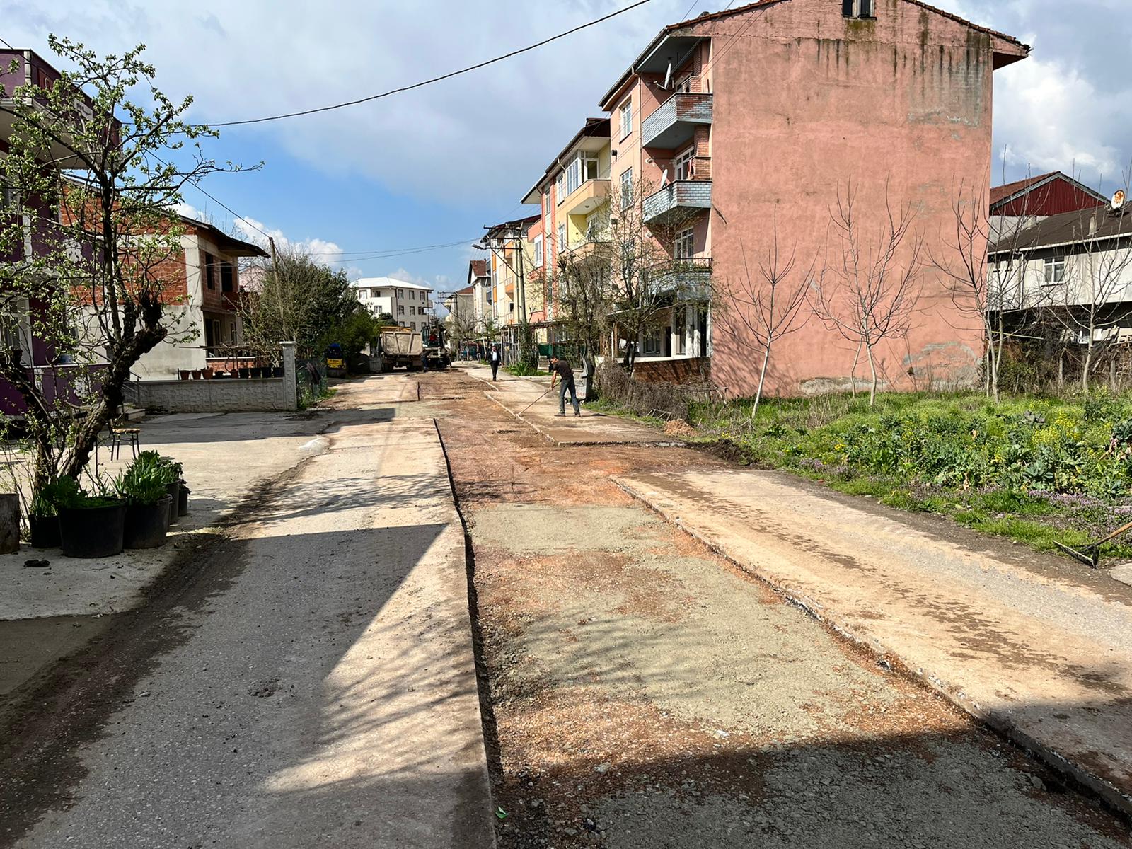 BAŞİSKELE BARBAROS MAHALLESİNDE ÜSTYAPI ÇALIŞMALARI YAPILIYOR