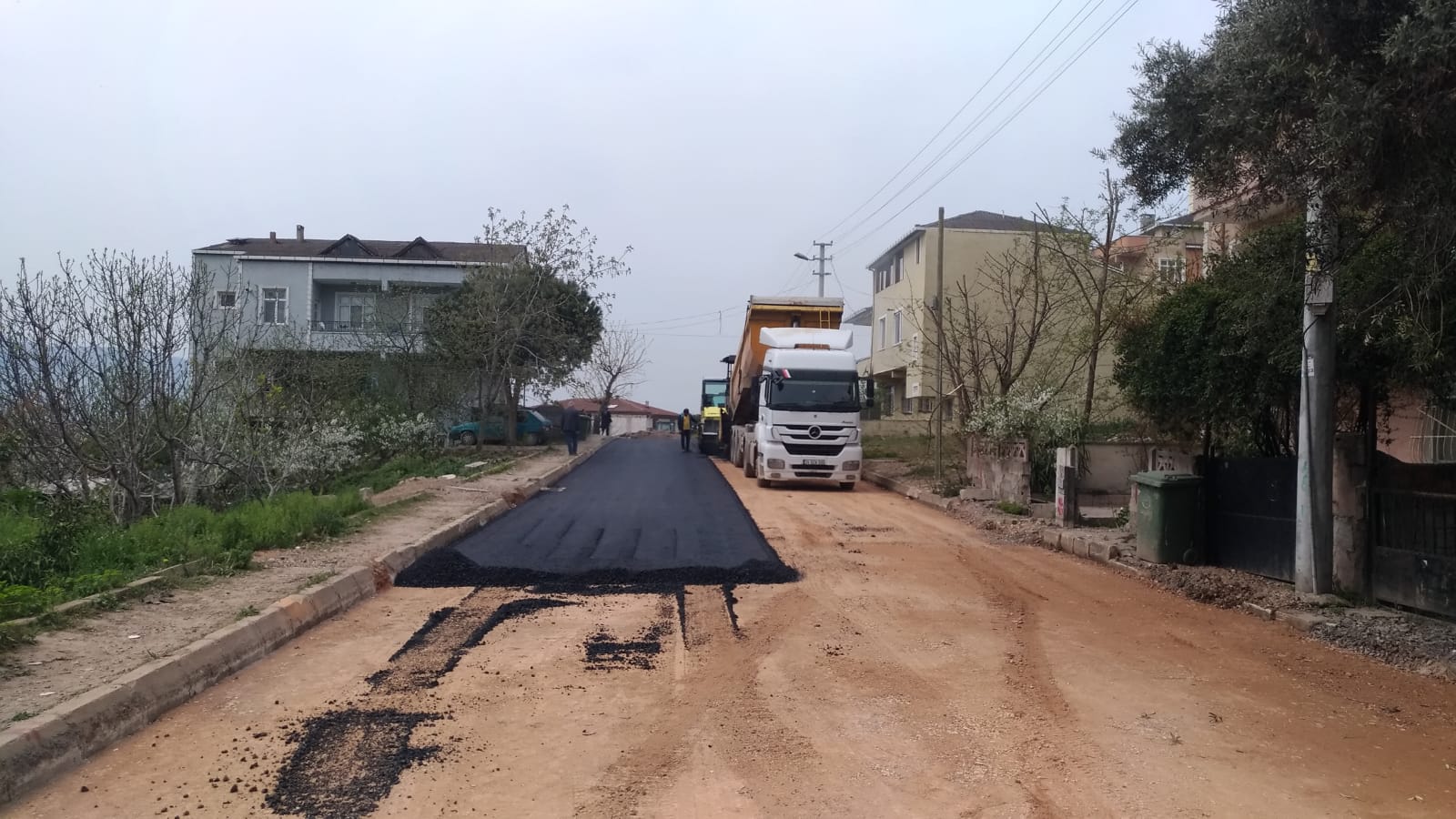 KÖRFEZ BARBAROS MAHALLESİNDE YOĞUN ÜSTYAPI ÇALIŞMALARI