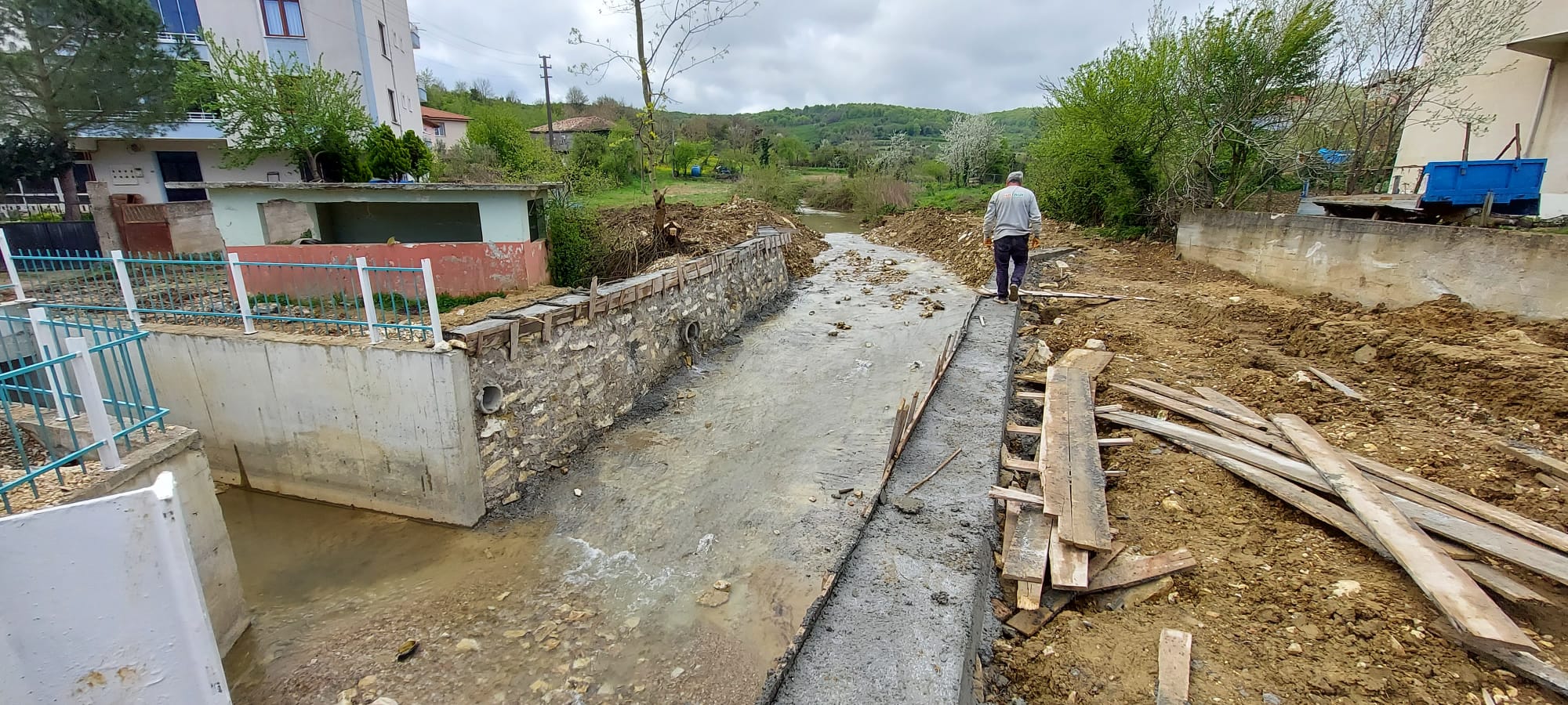 KANDIRA PINARLI DERESİNDE ISLAH ÇALIŞMALARI GERÇEKLEŞTİRİLDİ