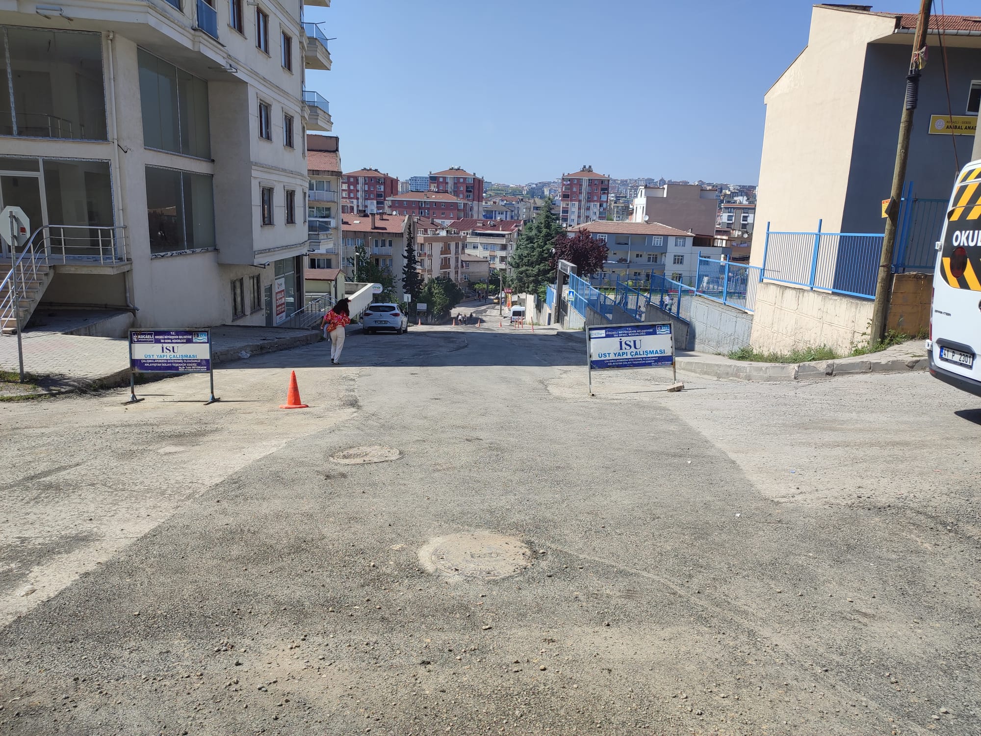GEBZE BARIŞ MAHALLESİNDE ÜSTYAPI ÇALIŞMALARI YAPILIYOR