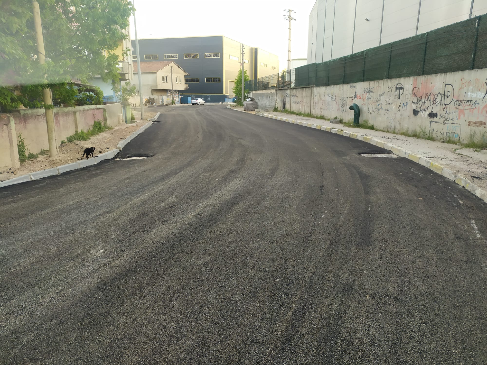 DİLOVASI’NDA ÜSTYAPI ÇALIŞMALARI YAPILIYOR