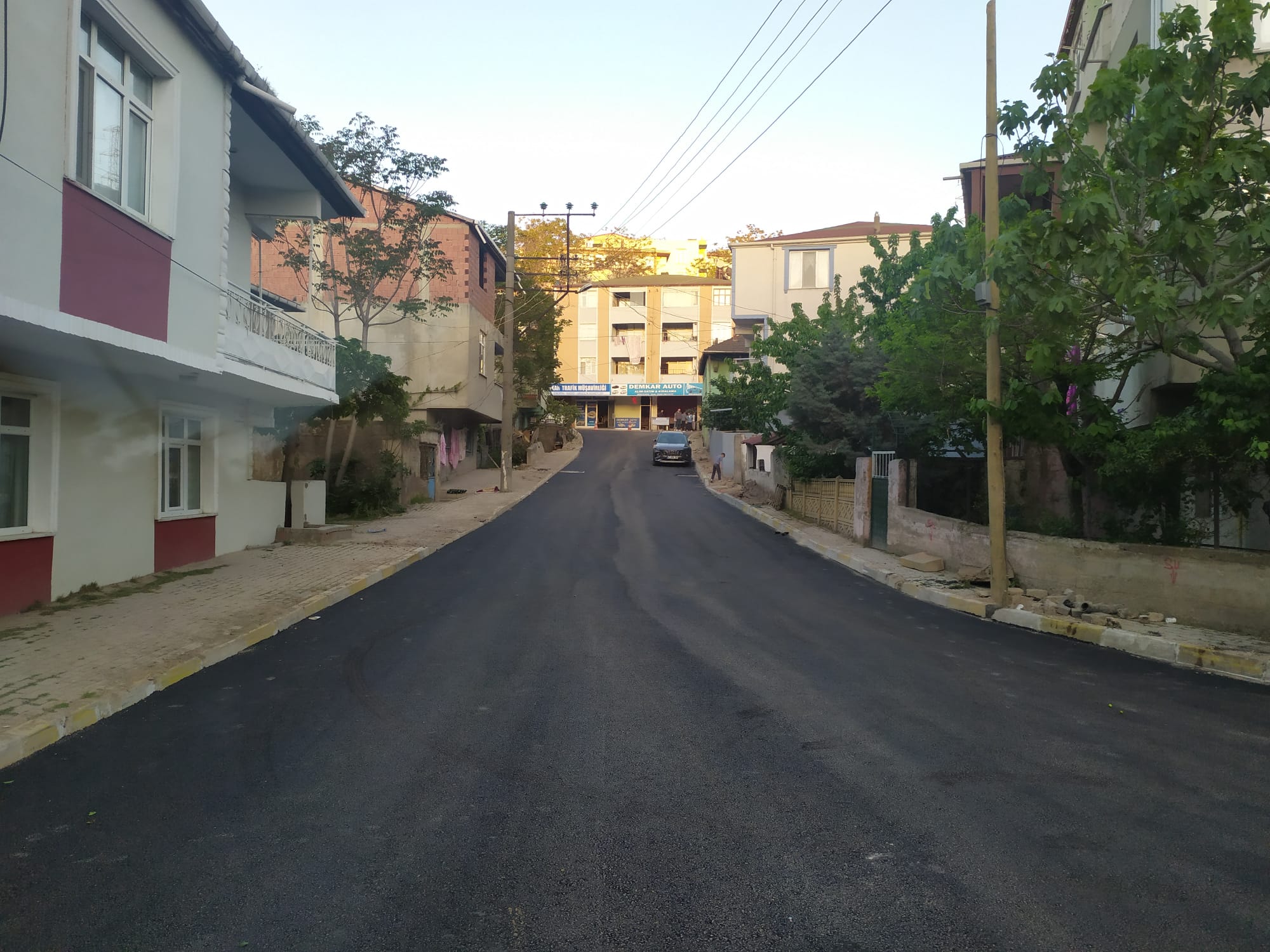 DİLOVASI’NDA ÜSTYAPI ÇALIŞMALARI YAPILIYOR
