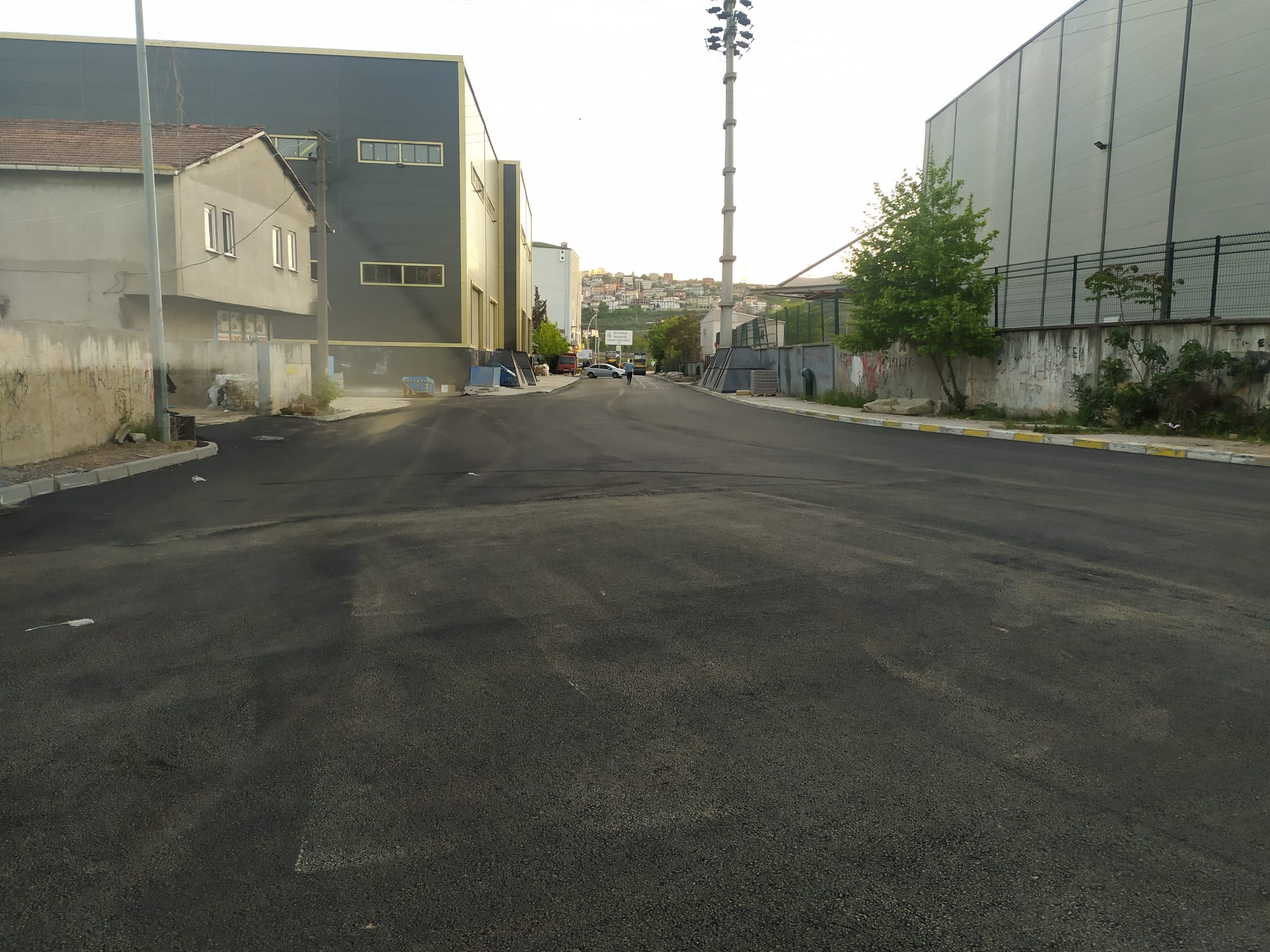 DİLOVASI’NDA ÜSTYAPI ÇALIŞMALARI YAPILIYOR