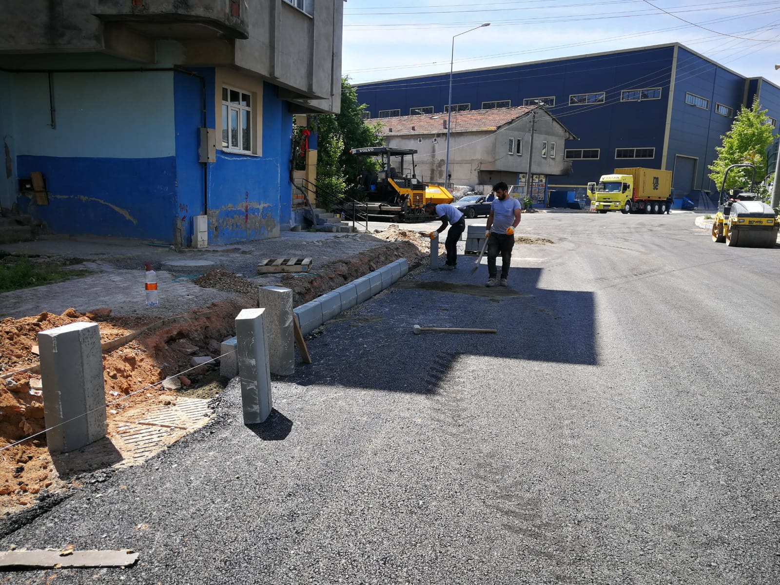 DİLOVASI’NDA ÜSTYAPI ÇALIŞMALARI YAPILIYOR