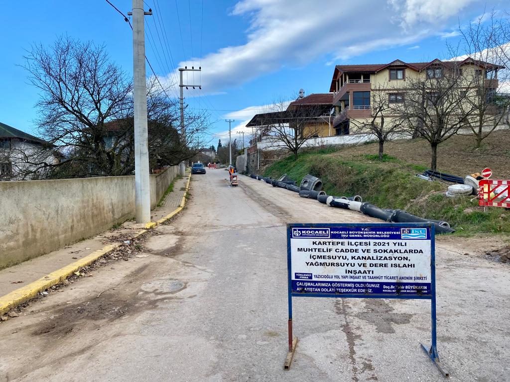 KARTEPE EŞME MAHALLESİNDE ATIKSU HATLARI YENİLENDİ