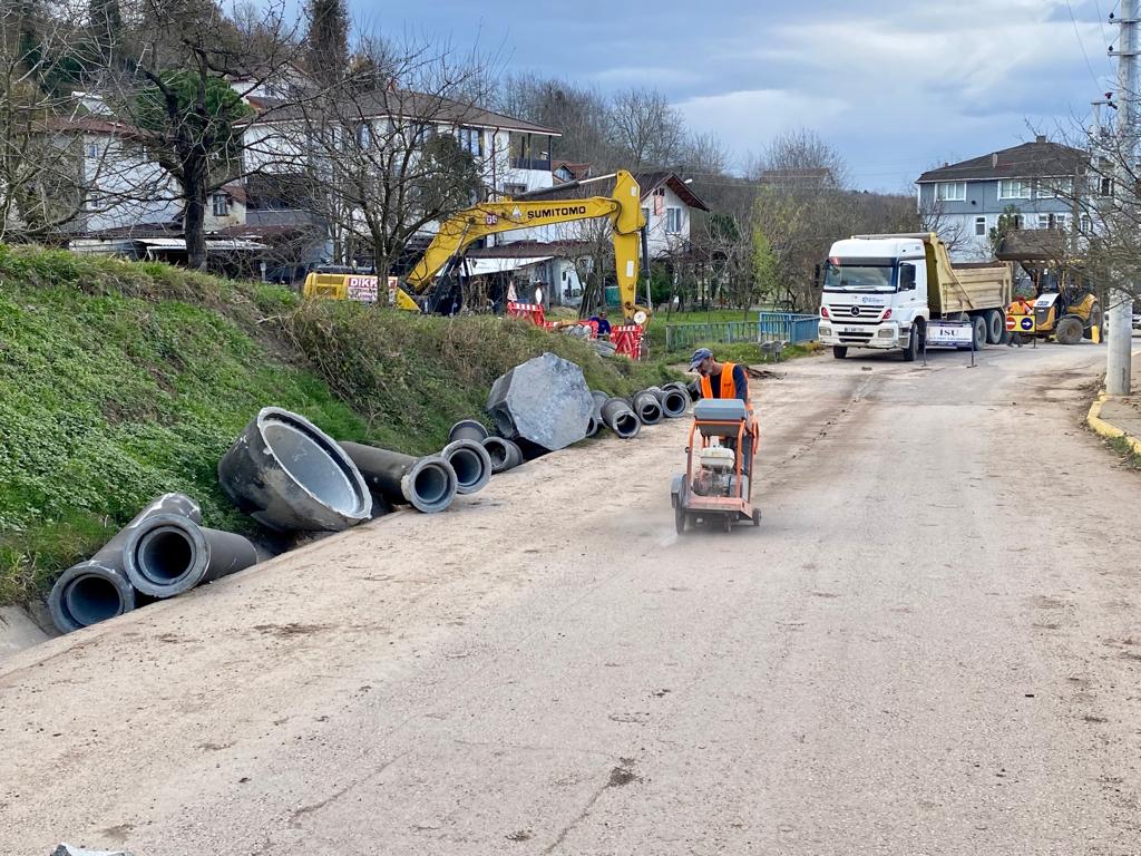 KARTEPE EŞME MAHALLESİNDE ATIKSU HATLARI YENİLENDİ