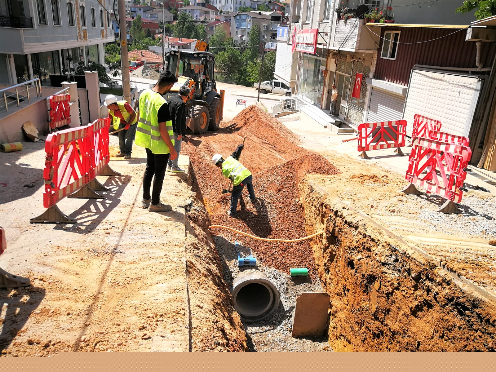 GEBZE YAVUZ SELİM MAHALLESİNE YENİ YAĞMURSUYU HATTI