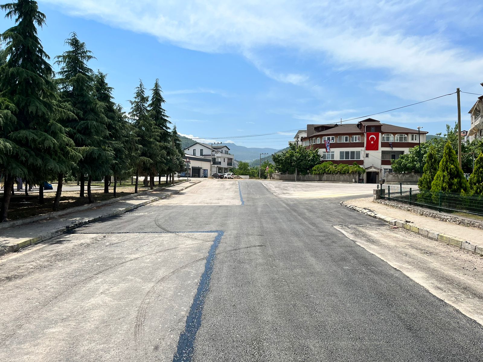 KOCAELİ GENELİNDE YOĞUN ÜSTYAPI ÇALIŞMALARI YAPILIYOR