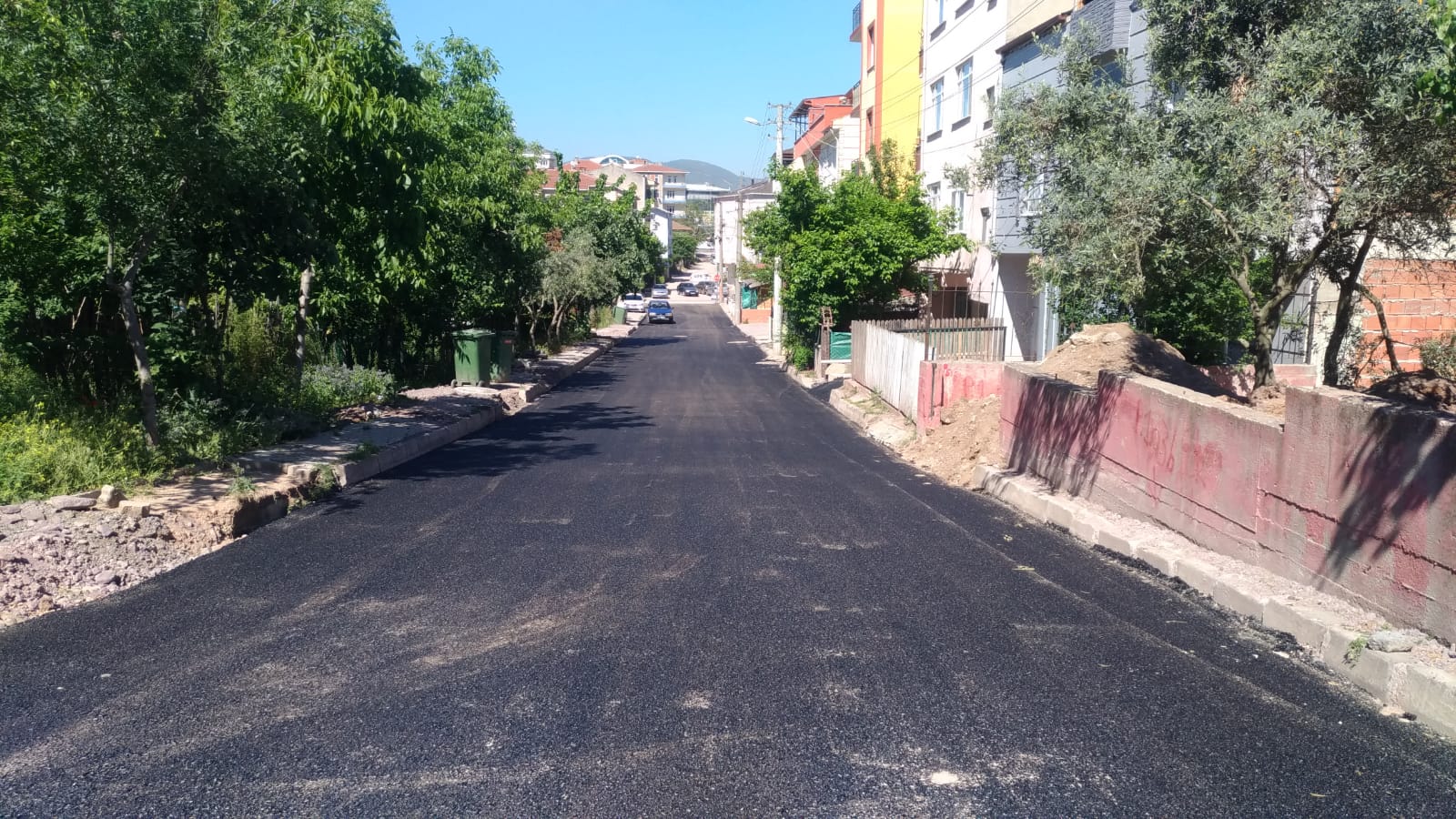 KÖRFEZ’DE 4 MAHALLEDE ÜSTYAPI ÇALIŞMALARI YAPILIYOR