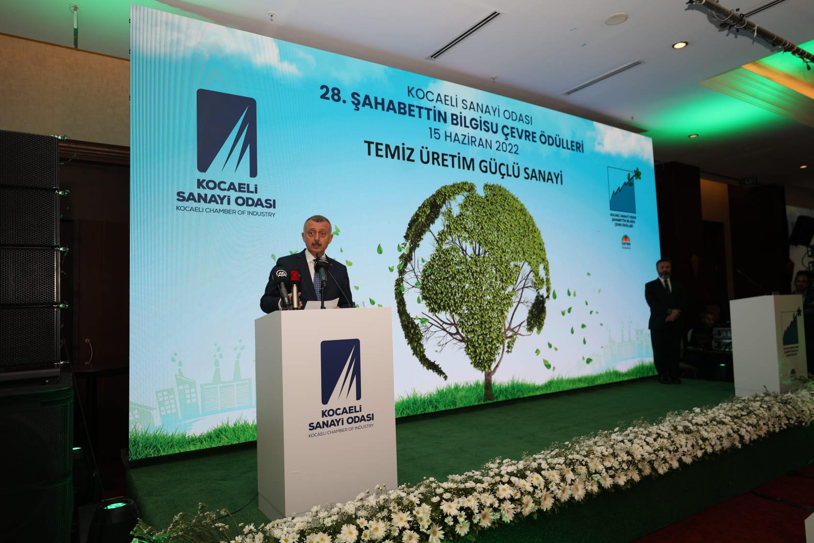 BAŞKAN BÜYÜKAKIN: SANAYİNİN İHTİYAÇ DUYDUĞU SUYU, GERİ KAZANIMLA VEREBİLİRİZ