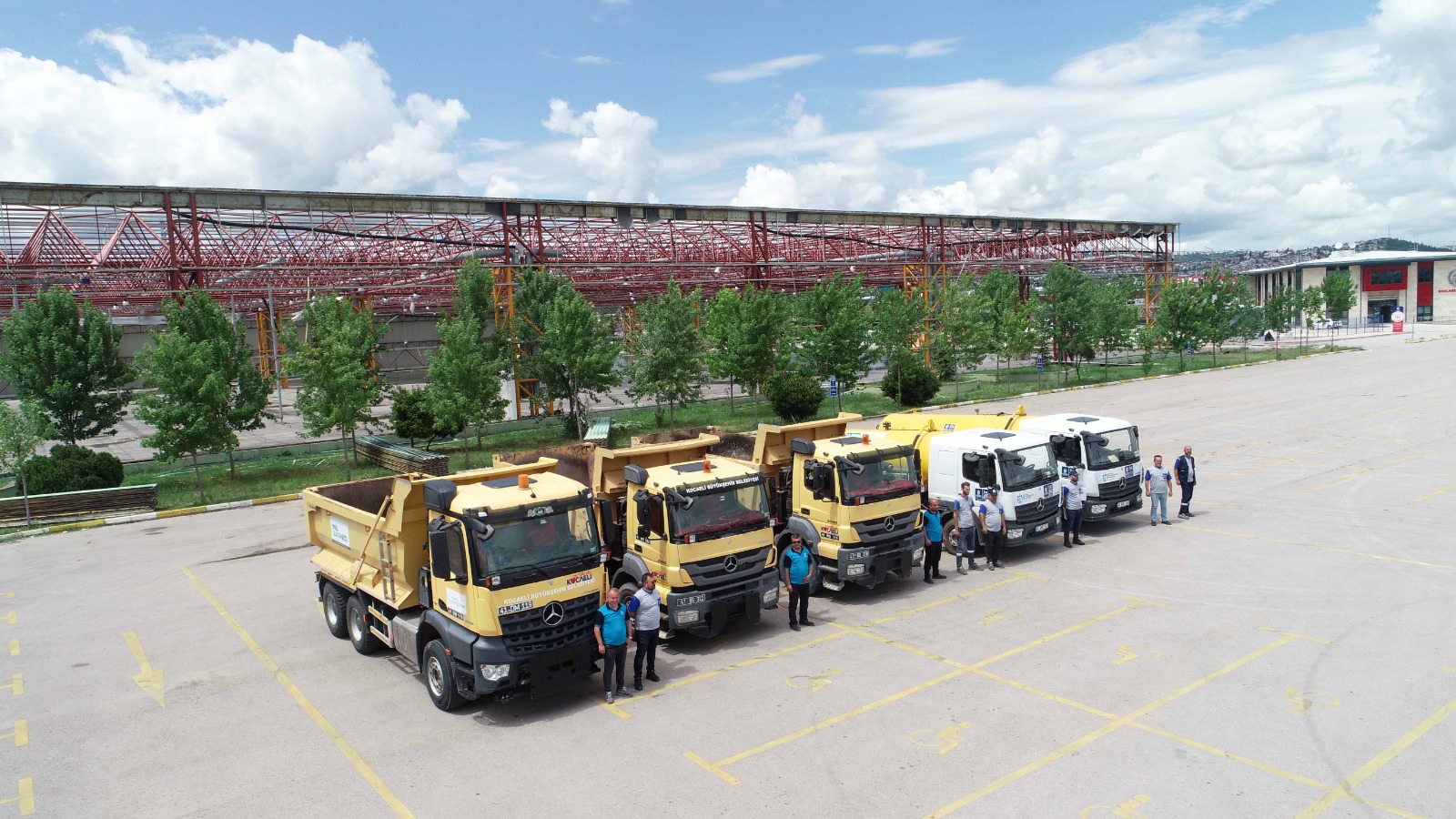 KOCAELİ BÜYÜKŞEHİR, BARTIN'DA SEL FELAKETİNİN YARALARININ YARALARINI SARIYOR