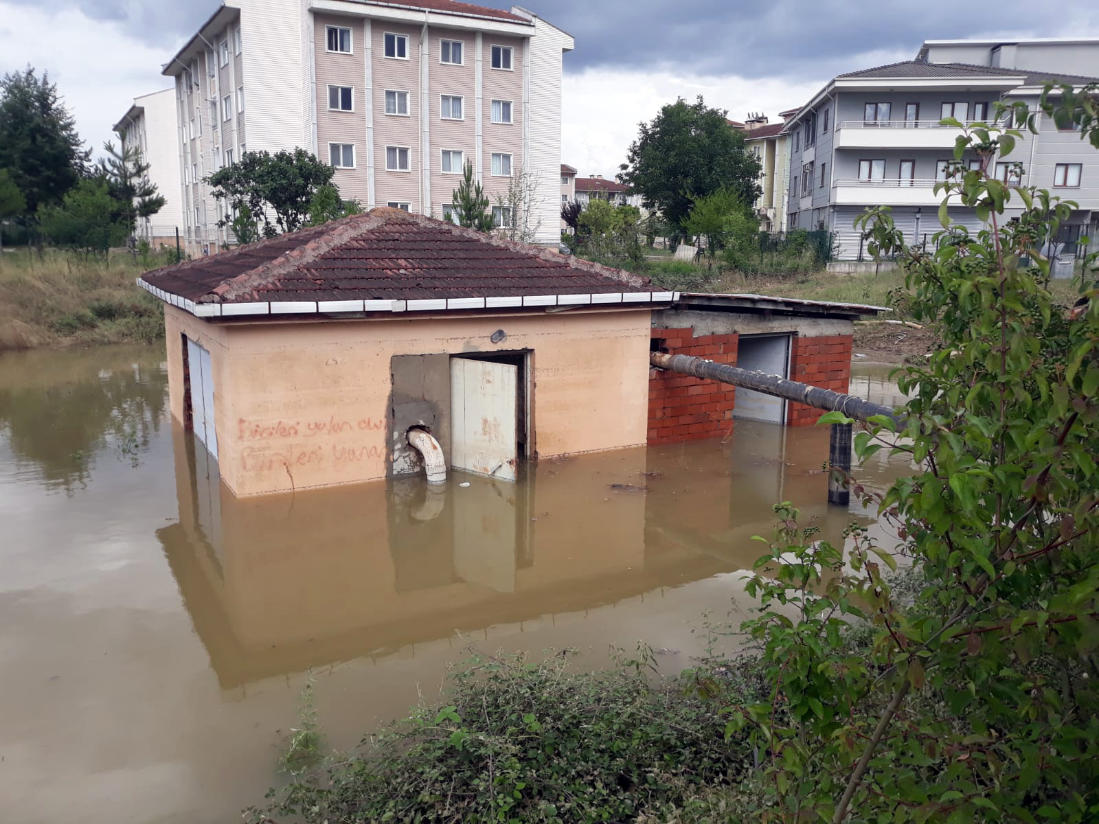 İSU’DAN DÜZCE’YE YARDIM
