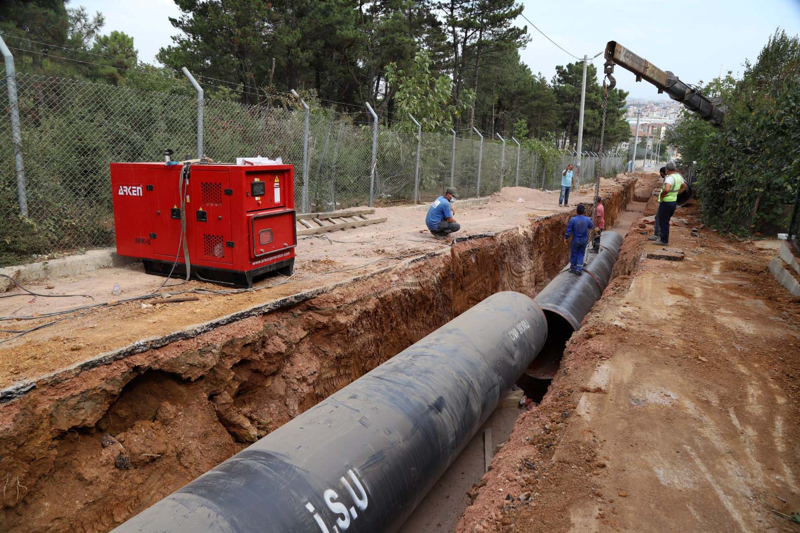 BÜYÜKŞEHİR’İN YATIRIMLARI ALTYAPIYA