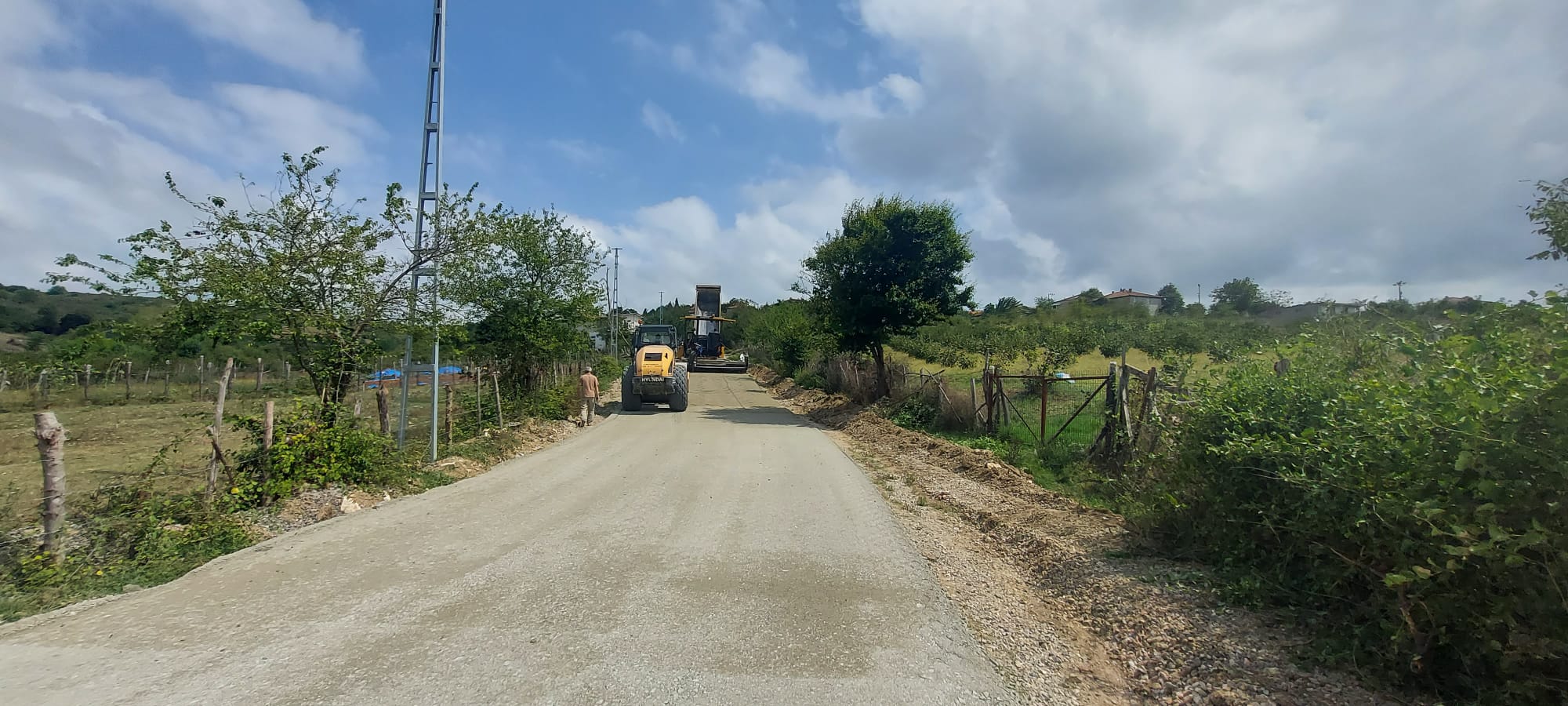 İSU, KANDIRA’DA ÜSTYAPI ÇALIŞMALARI GERÇEKLEŞTİRİYOR